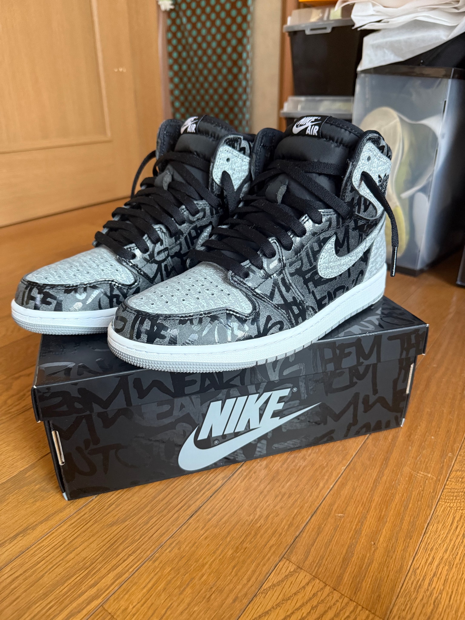 Nike Air Jordan 1 High OG "Rebellionaire"