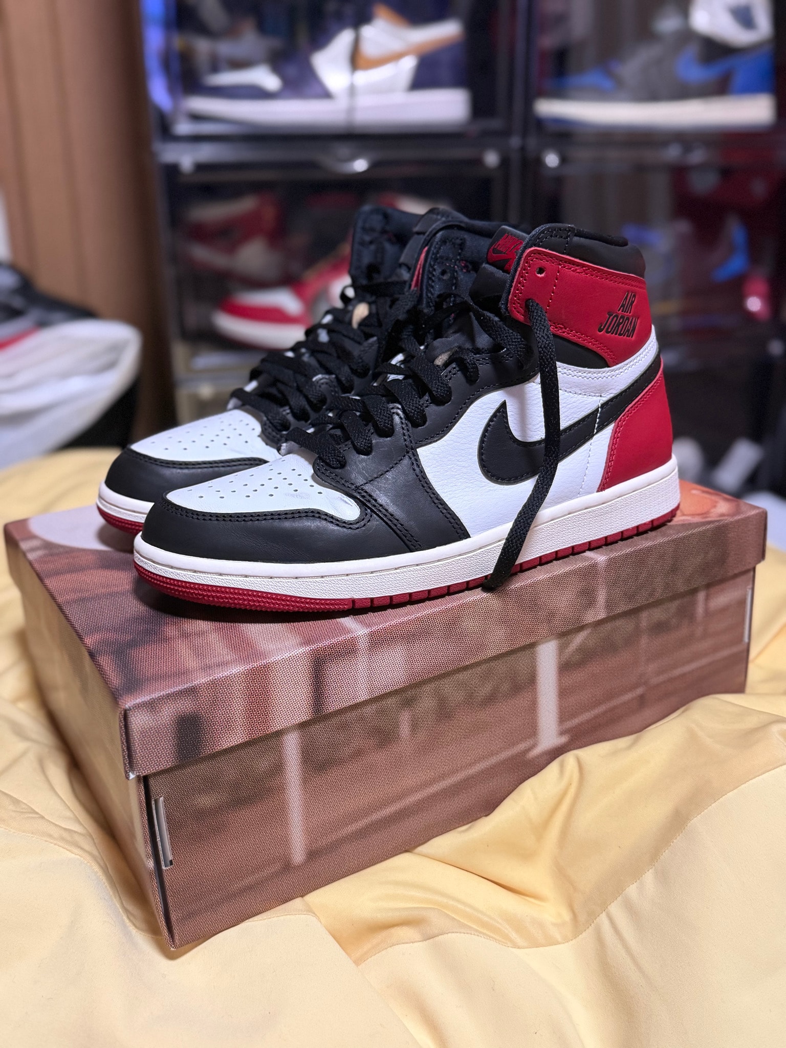 Nike Air Jordan 1 Retro High OG "Black Toe Reimagined"