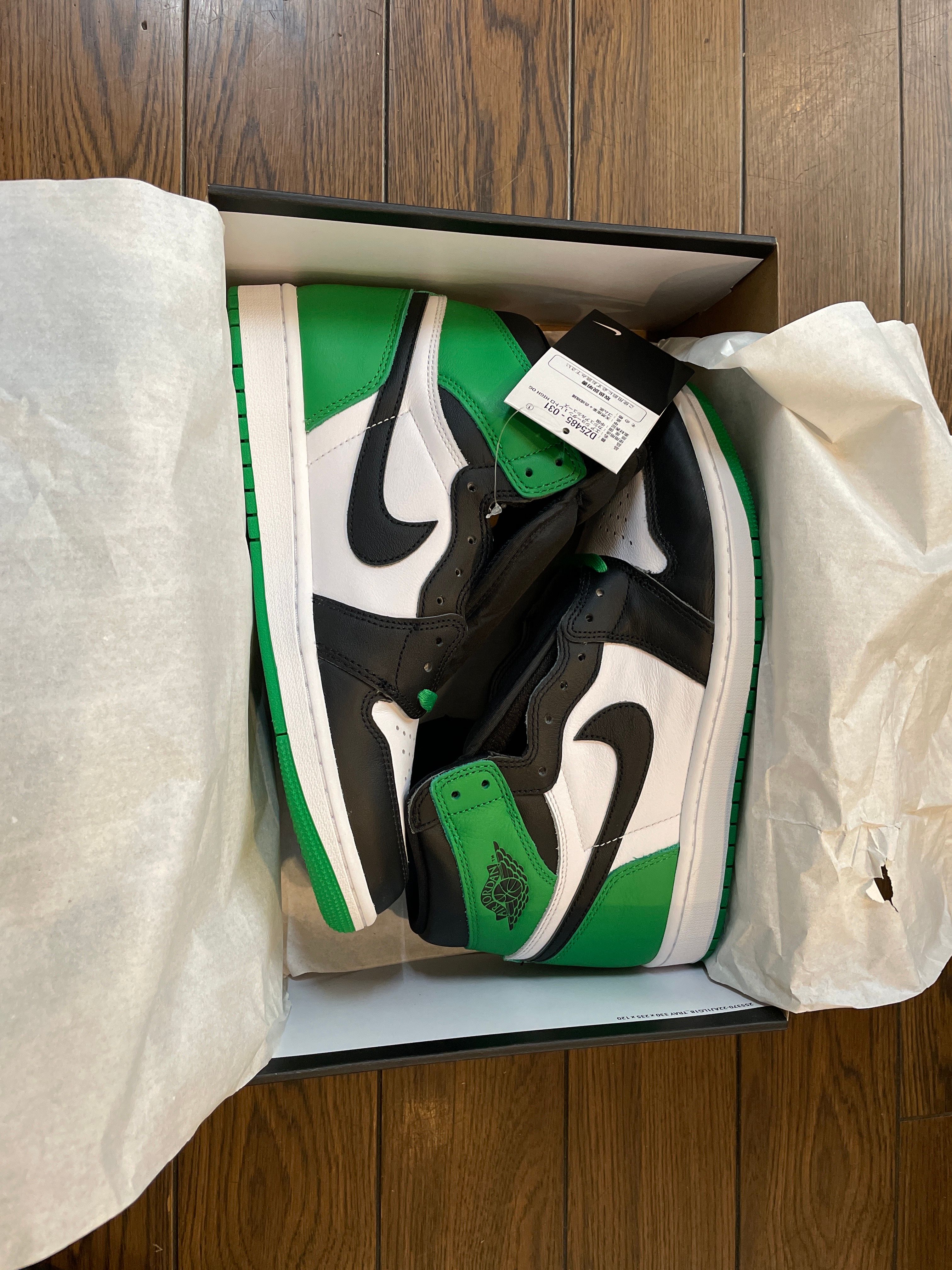 Nike Air Jordan 1 Retro High OG "Celtics/Black and Lucky Green" (2023)