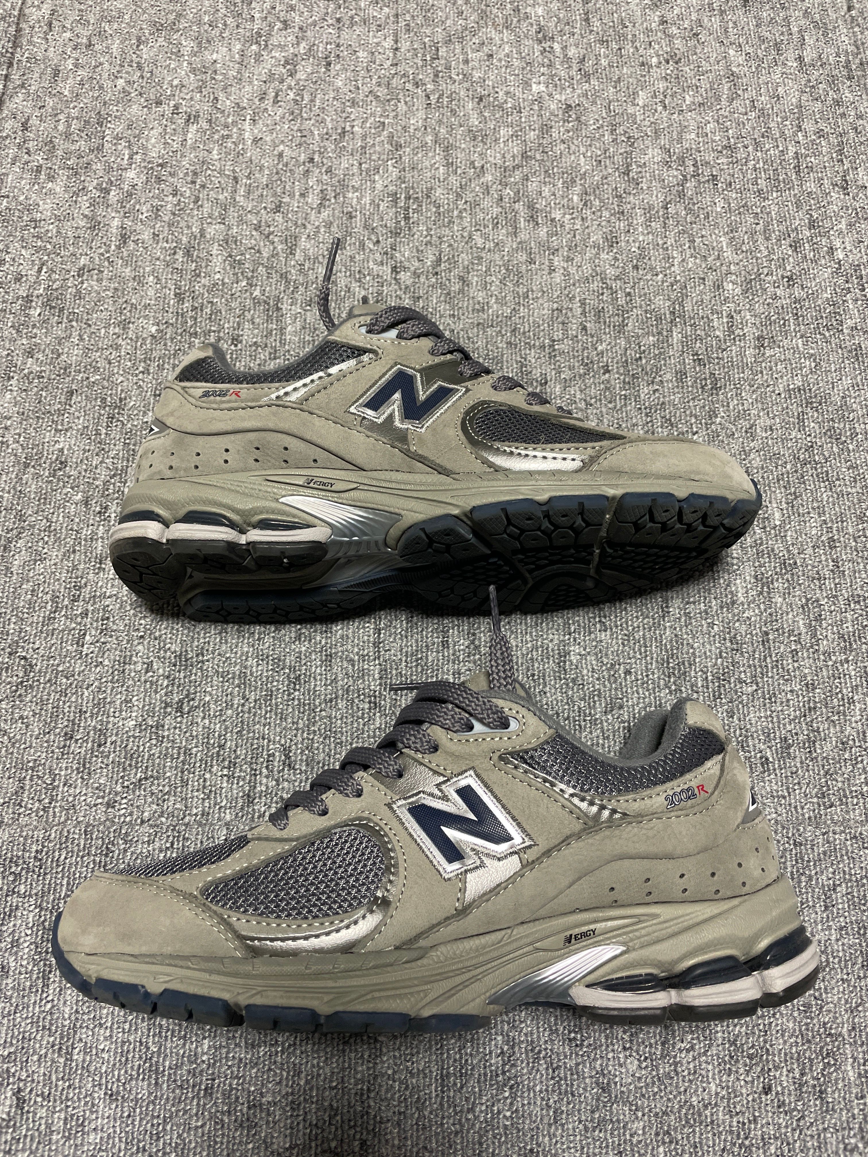 New Balance 2002R "Gray"