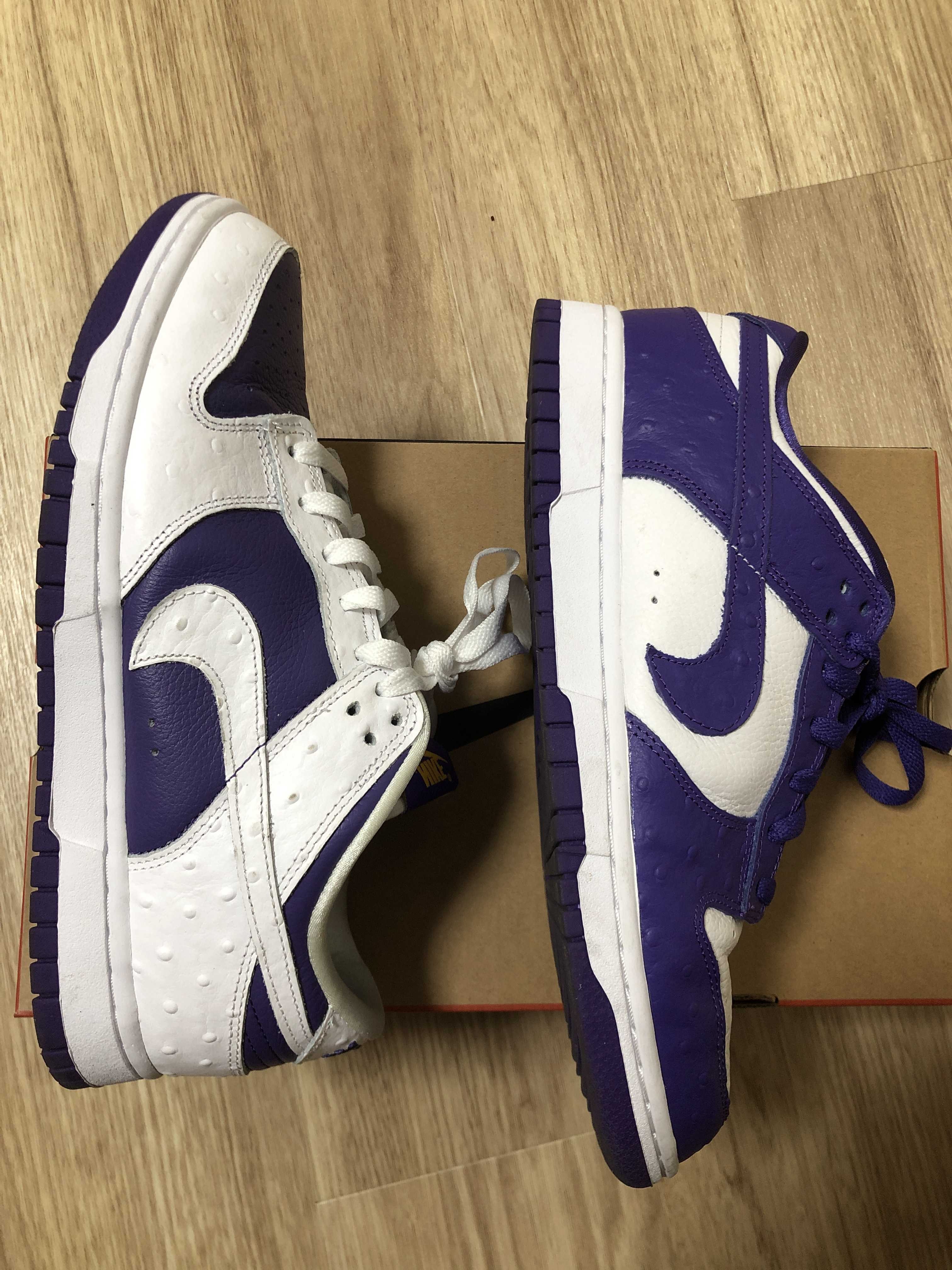 Nike Women's Dunk Low "Made You Look"