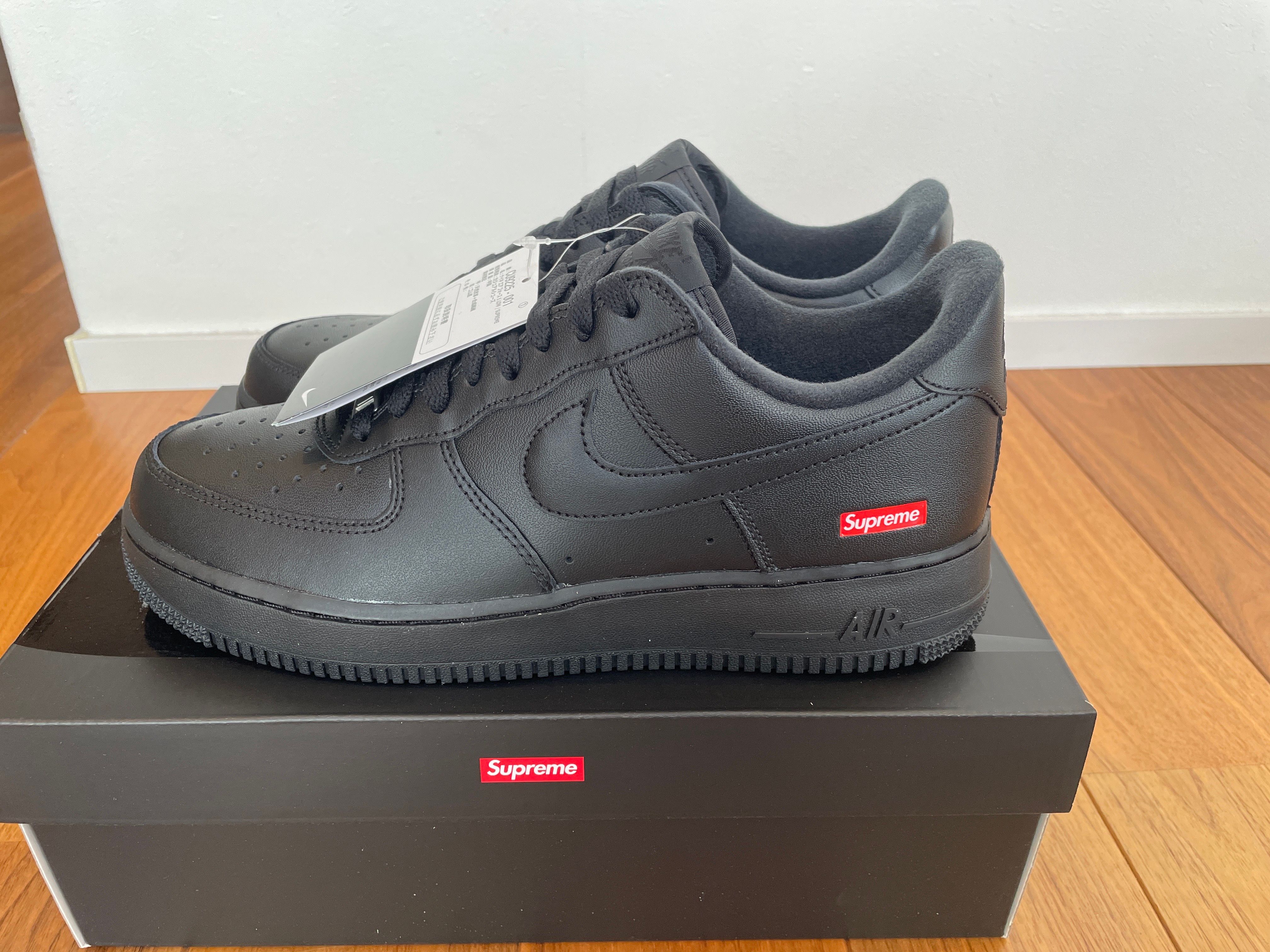 Supreme × Nike Air Force 1 Low "Black"
