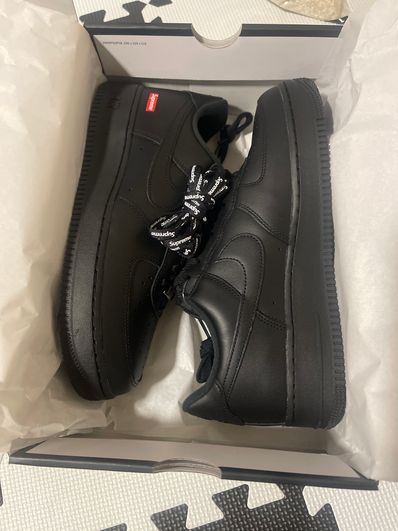Supreme × Nike Air Force 1 Low "Black"