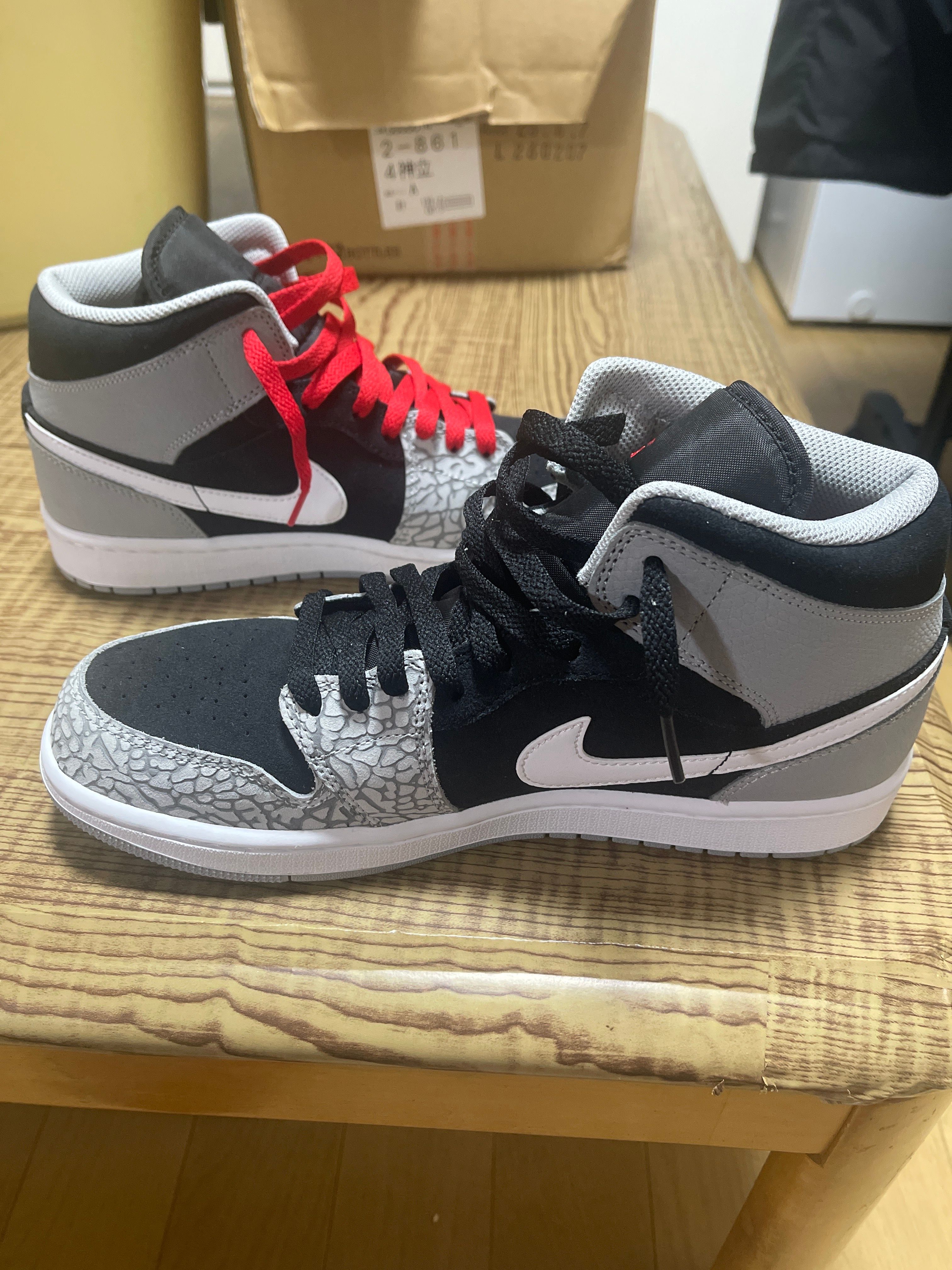 Nike Air Jordan 1 Mid "Elephant Toe/Safari"