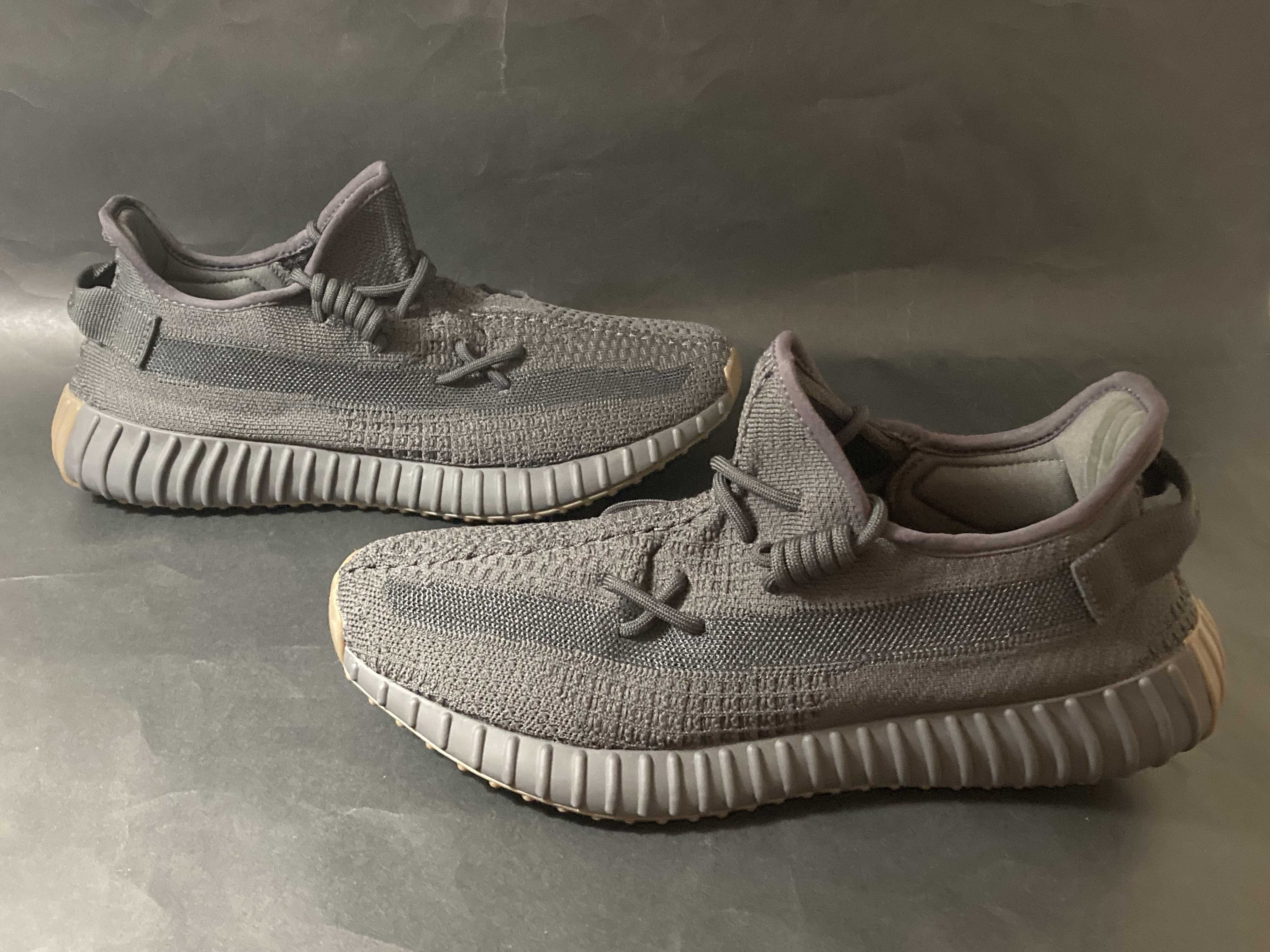  adidas YEEZY Boost 350 V2 "Cinder"