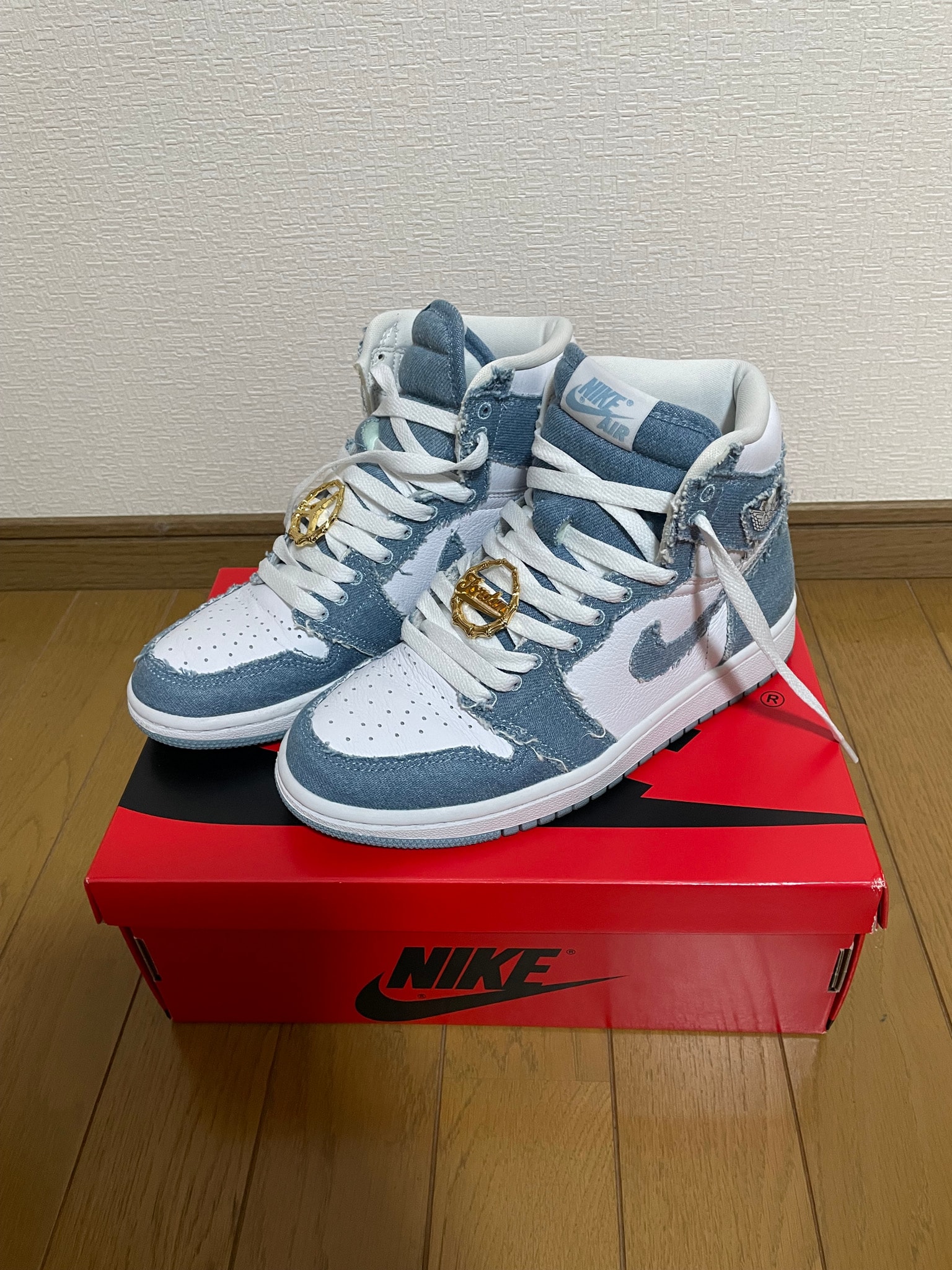 Nike Women's Air Jordan 1 High OG 