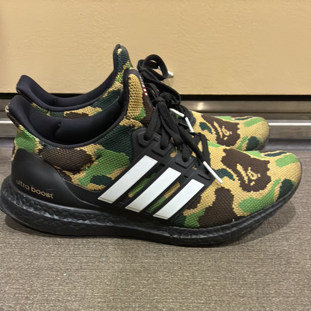 ア ベイジング エイプ × アディダス ウルトラ ブースト "グリーン"