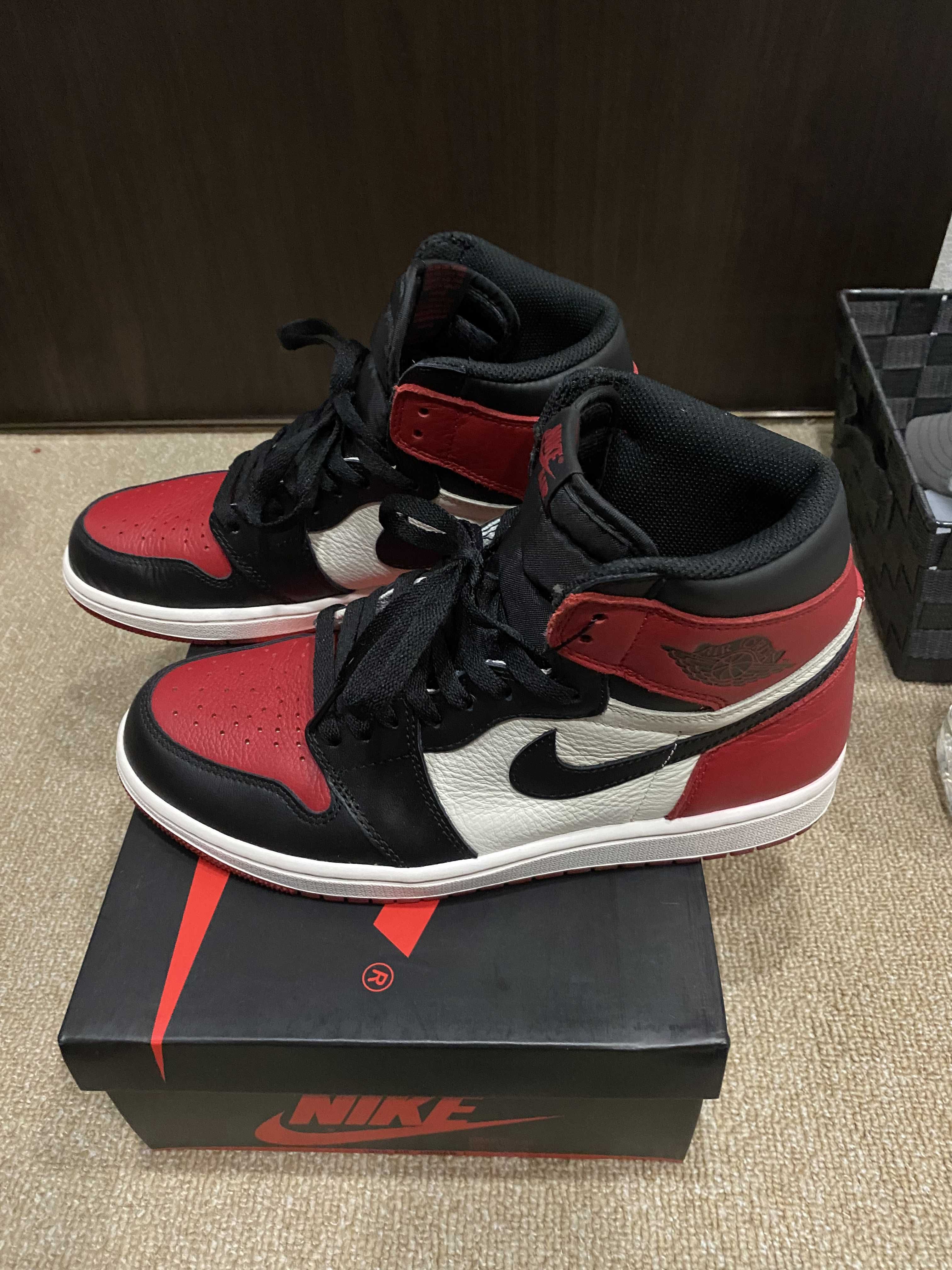 Nike Air Jordan 1 Retro High OG "Bred Toe"