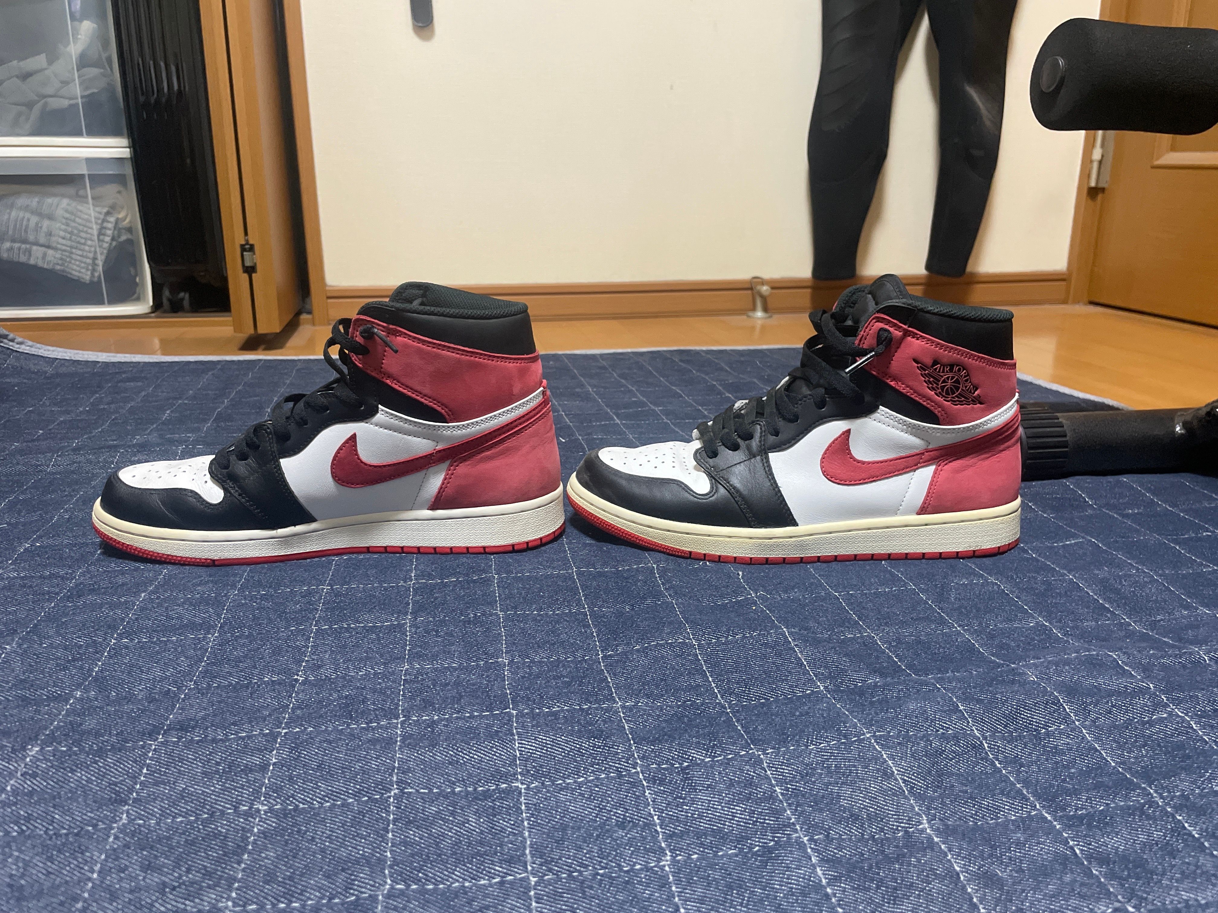 NIKE AIR JORDAN 1 RETRO HIGH "TRACK RED"