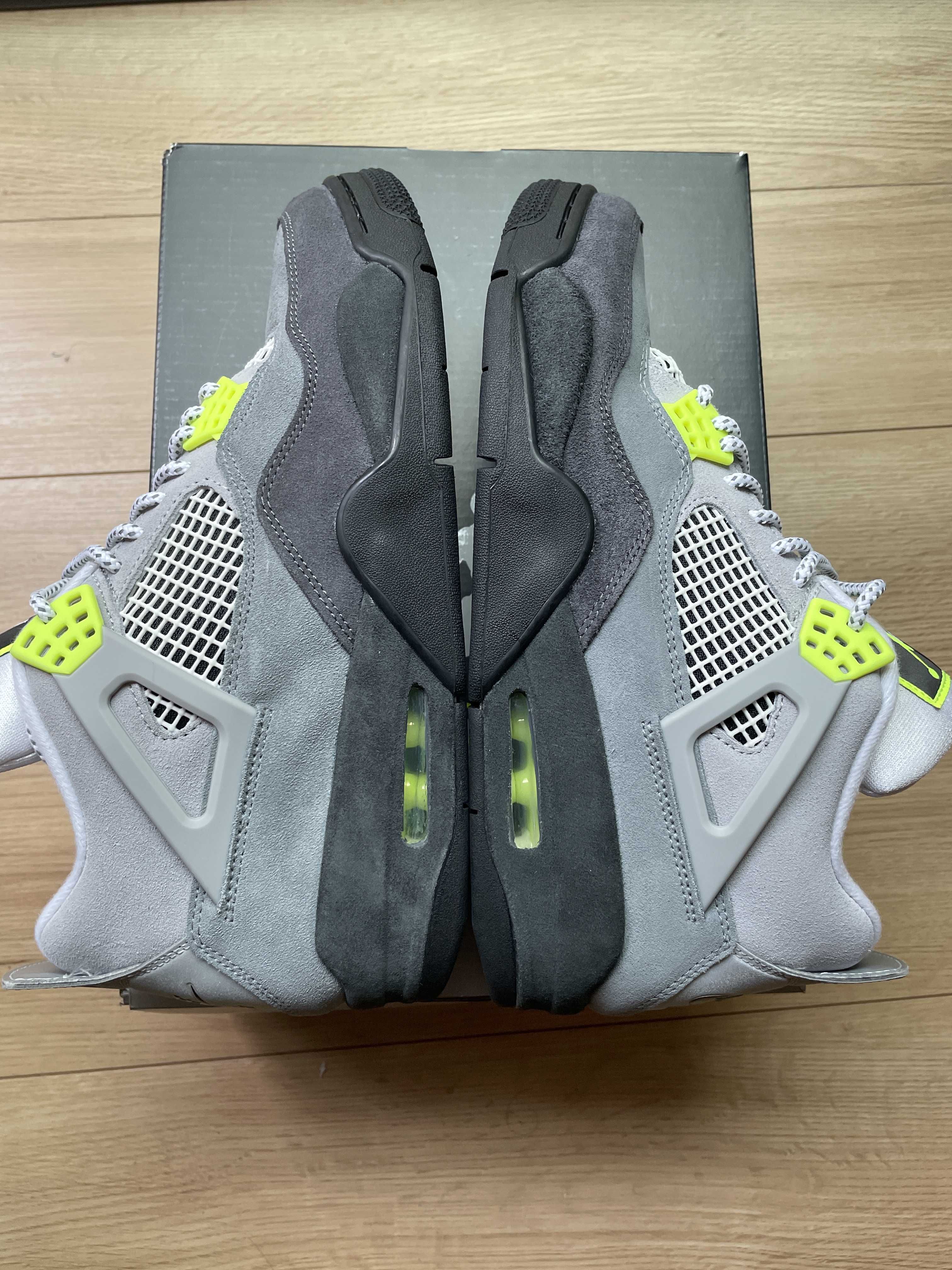 NIKE AIR JORDAN 4 RETRO LE "NEON"