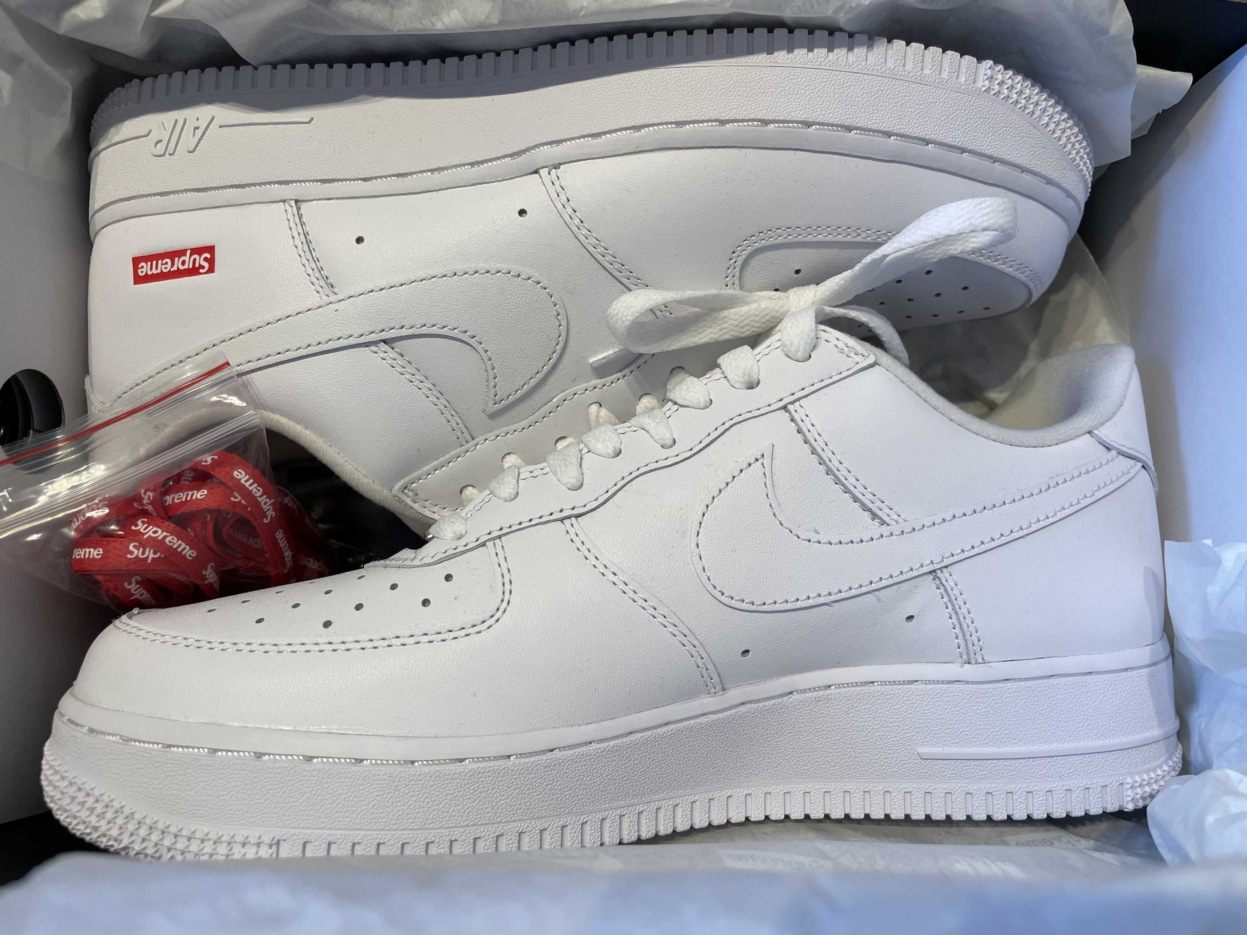 Supreme × Nike Air Force 1 Low "White"