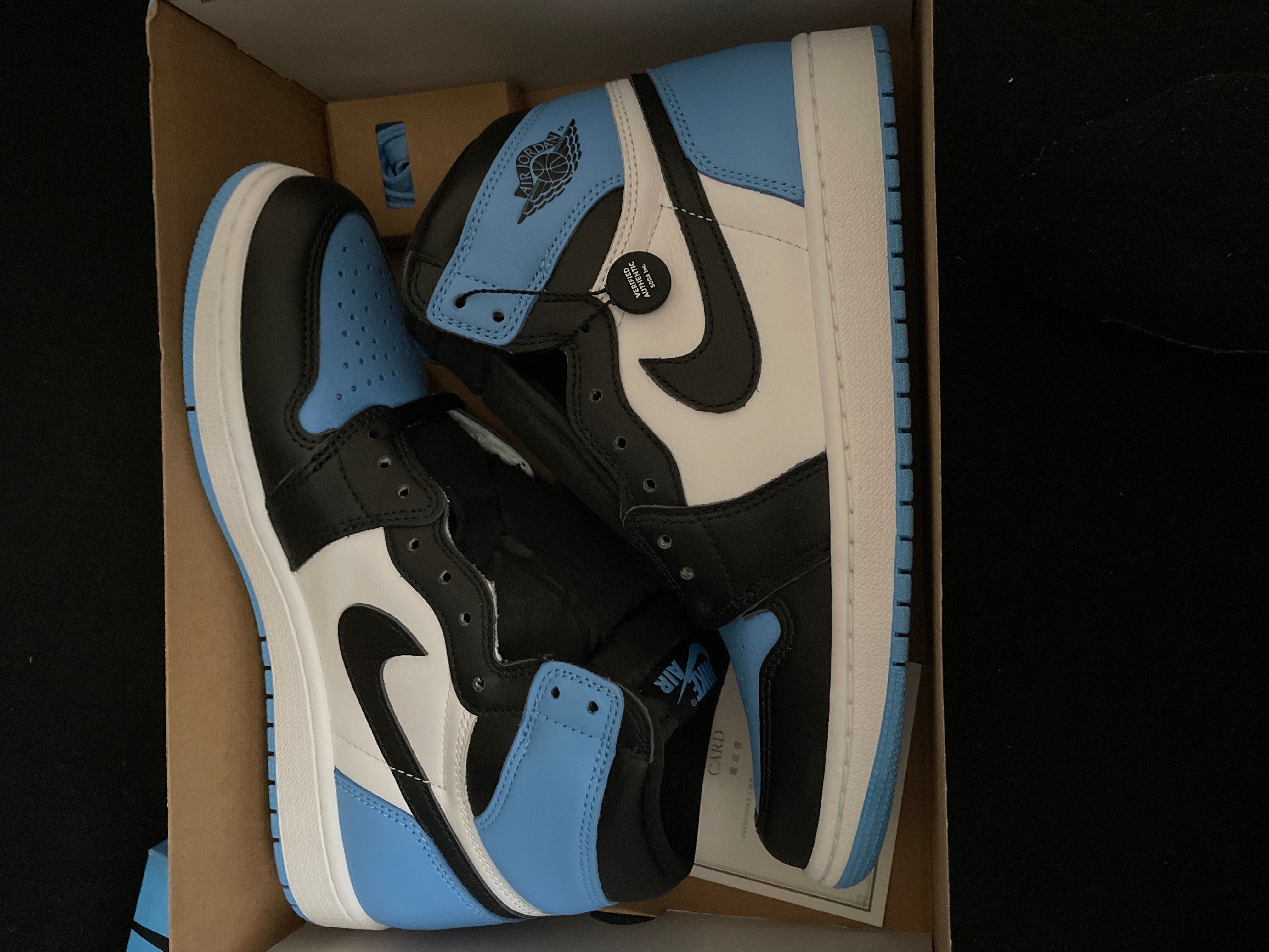 Nike Air Jordan 1 Retro High OG "University Blue/UNC Toe"