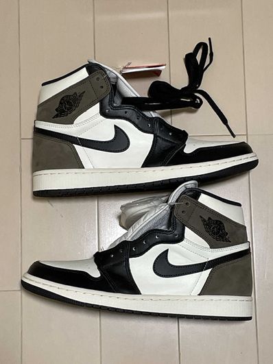 Nike Air Jordan 1 High OG "Sail/Dark Mocha/Black"