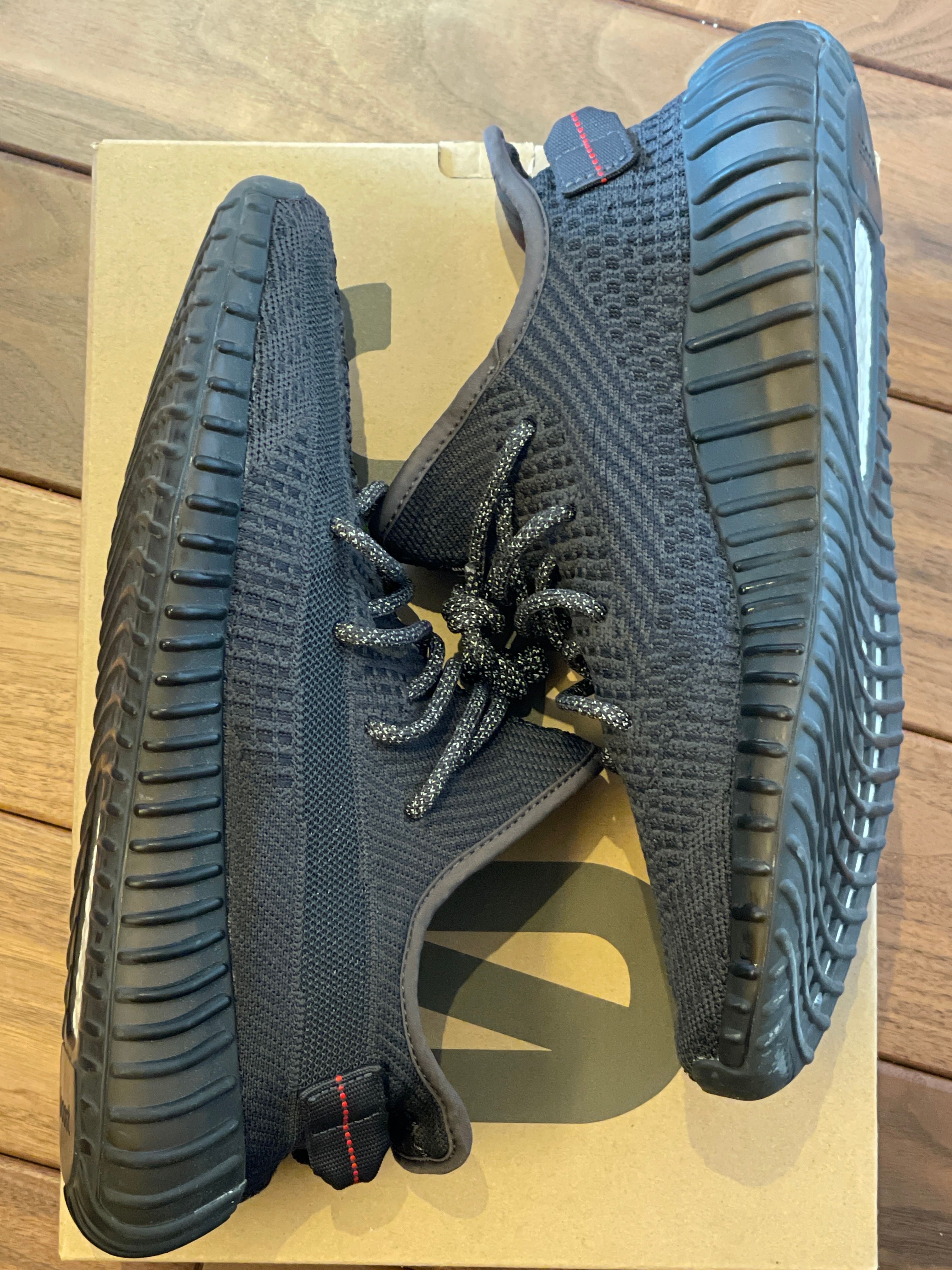 adidas YEEZY Boost 350 V2 "Black"