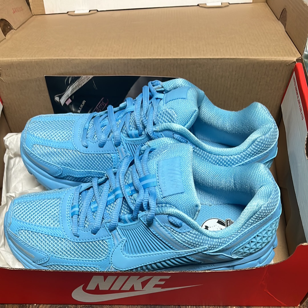 ナイキ ズーム ボメロ5 "レイクサイド"