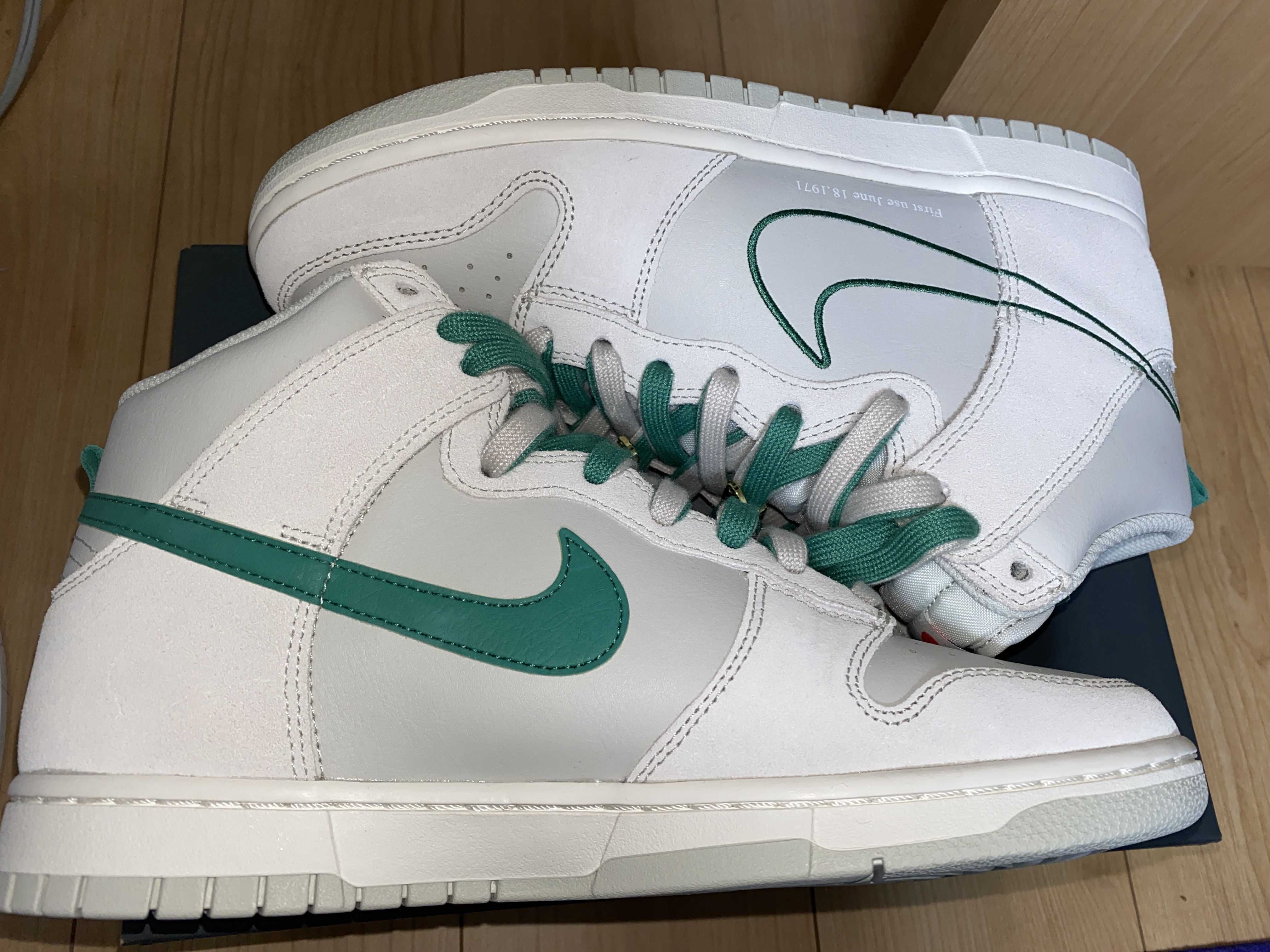Nike Dunk High SE First Use "Light Bone/Green Noise"