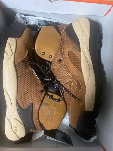 sacai × Nike Magmascape "Pecan"