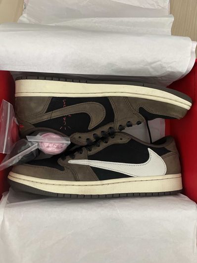 Travis Scott × Nike Air Jordan 1 Low OG SP-T "Black/Dark Mocha"