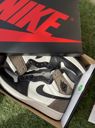 Nike Air Jordan 1 High OG "Sail/Dark Mocha/Black"
