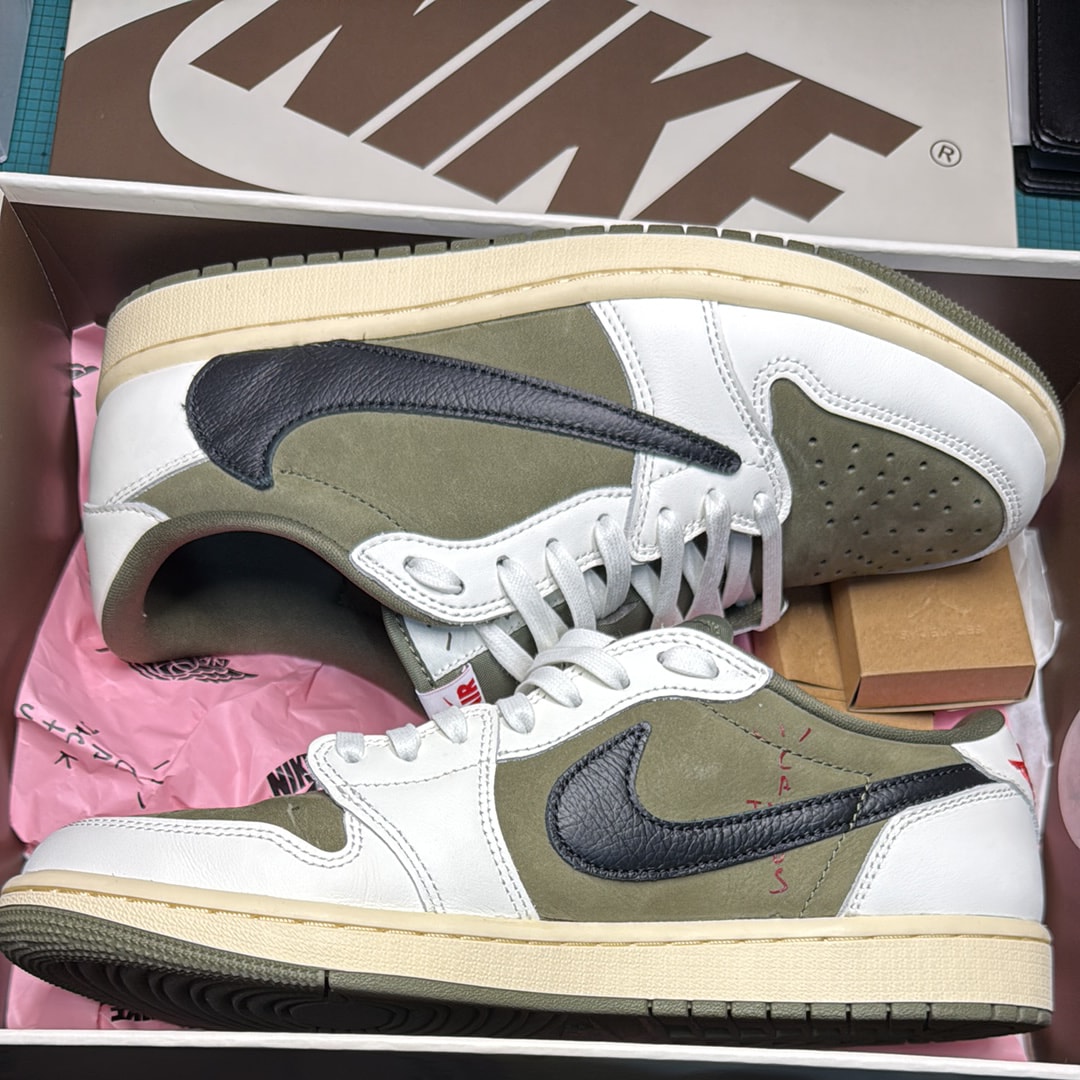 Travis Scott × Nike Air Jordan 1 Low OG SP "Reverse Olive"