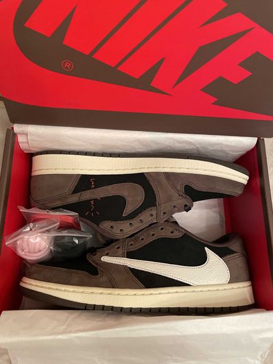 Travis Scott × Nike Air Jordan 1 Low OG SP-T "Black/Dark Mocha"
