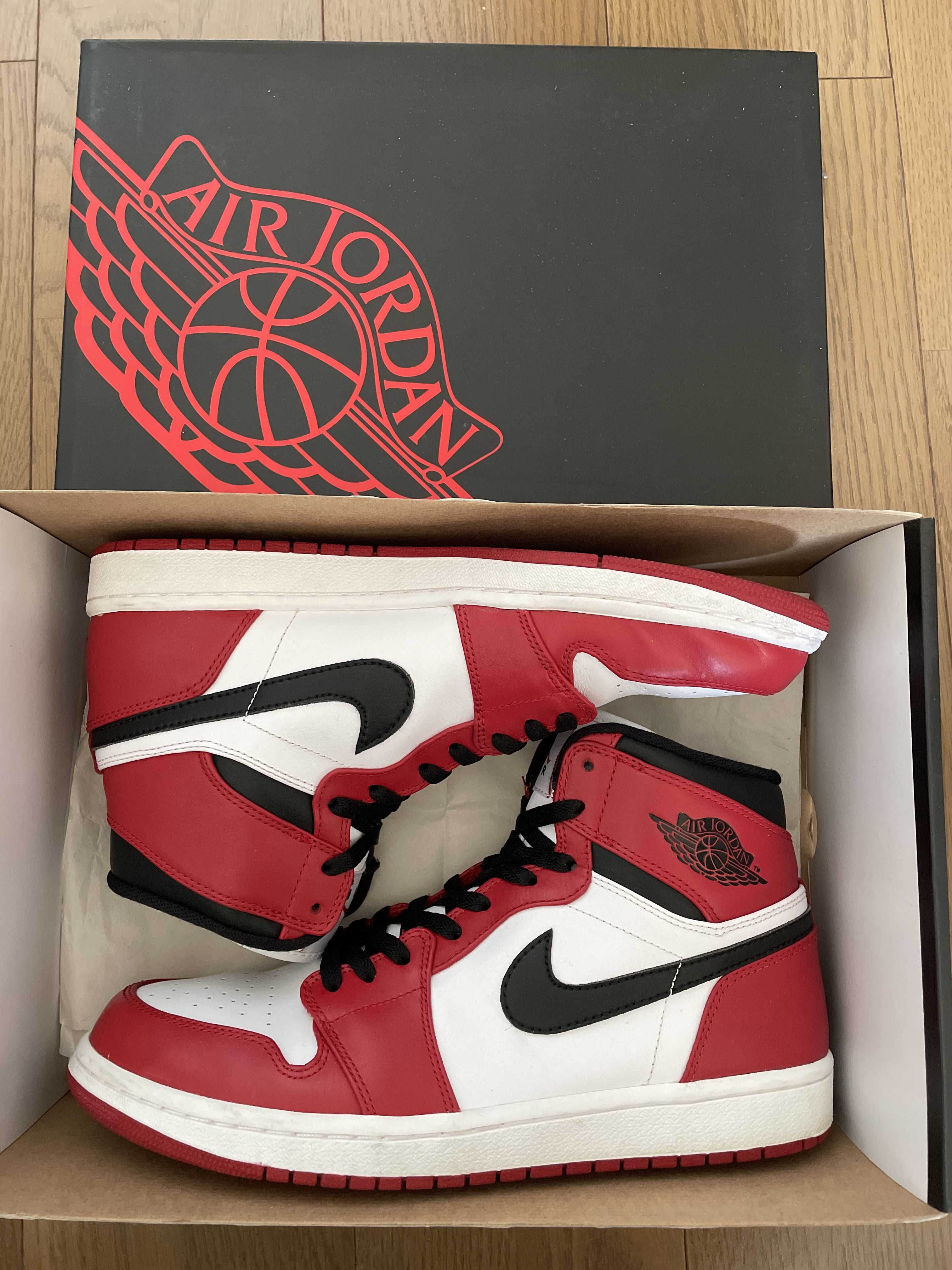 Nike Air Jordan 1 Retro High "Chicago" (2013)