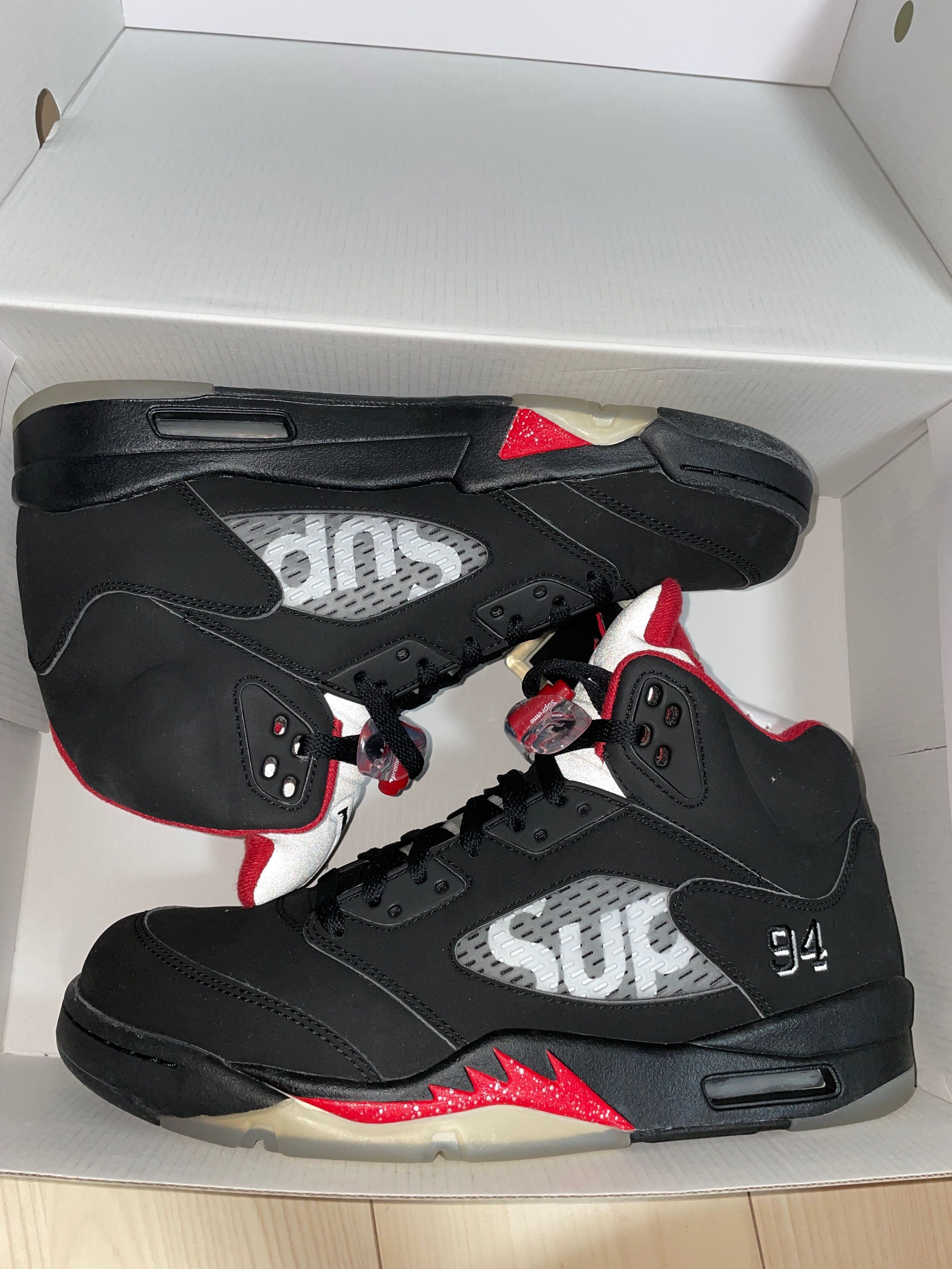 Supreme × Nike Air Jordan 5 Retro "Black"