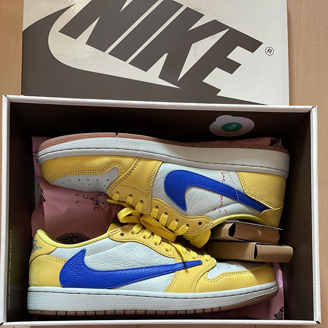 Travis Scott × Nike Women's Air Jordan 1 Retro Low OG "Canary"