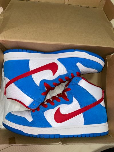 Nike SB Dunk High "Doraemon"