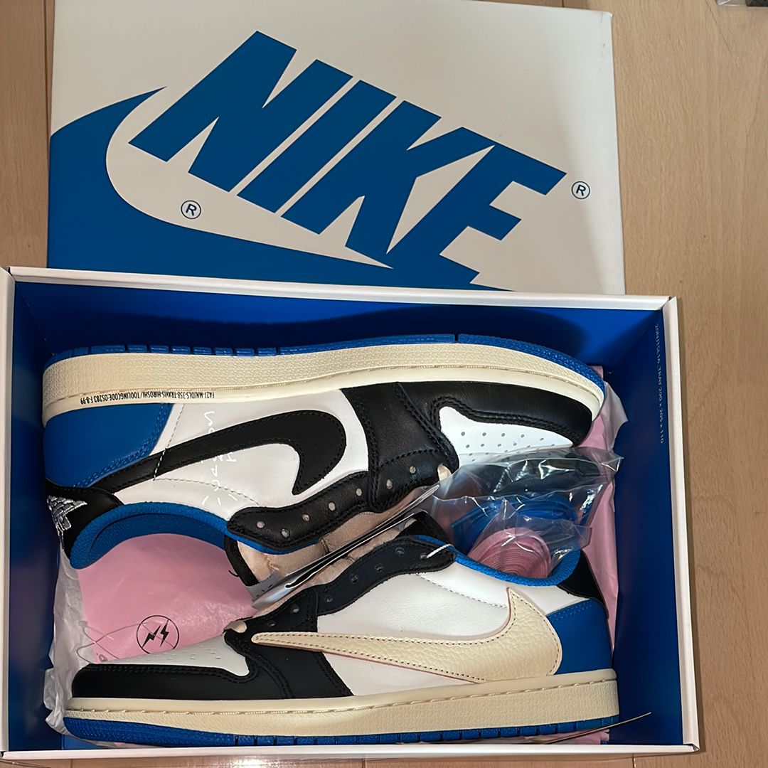 Travis Scott × fragment design × Nike Air Jordan 1 Low OG SP "Military Blue"