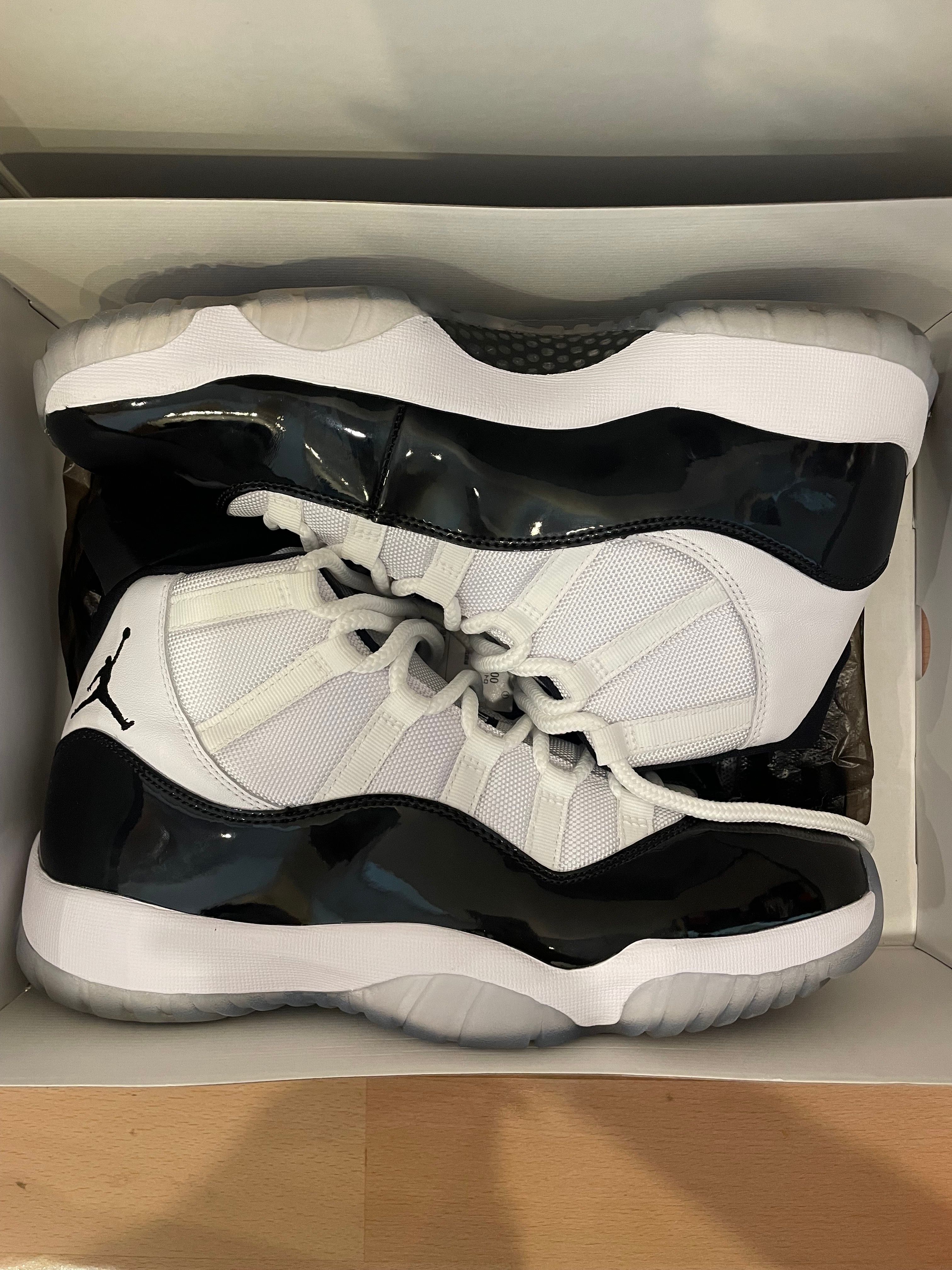 Nike Air Jordan 11 Retro "Concord" (2018)