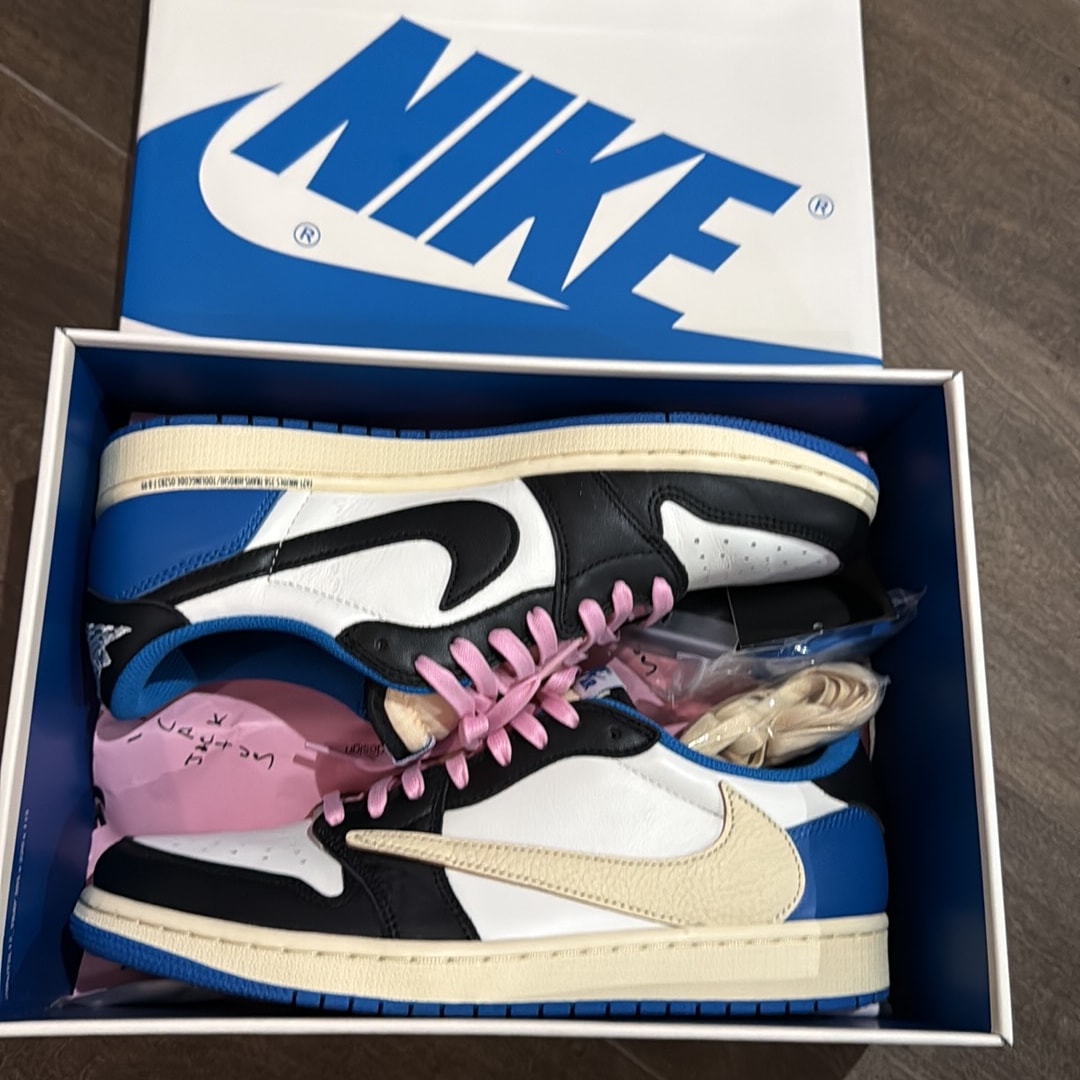 Travis Scott × fragment design × Nike Air Jordan 1 Low OG SP "Military Blue"