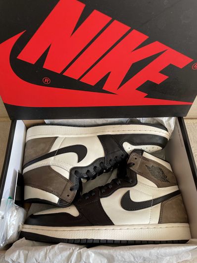 Nike Air Jordan 1 High OG "Sail/Dark Mocha/Black"