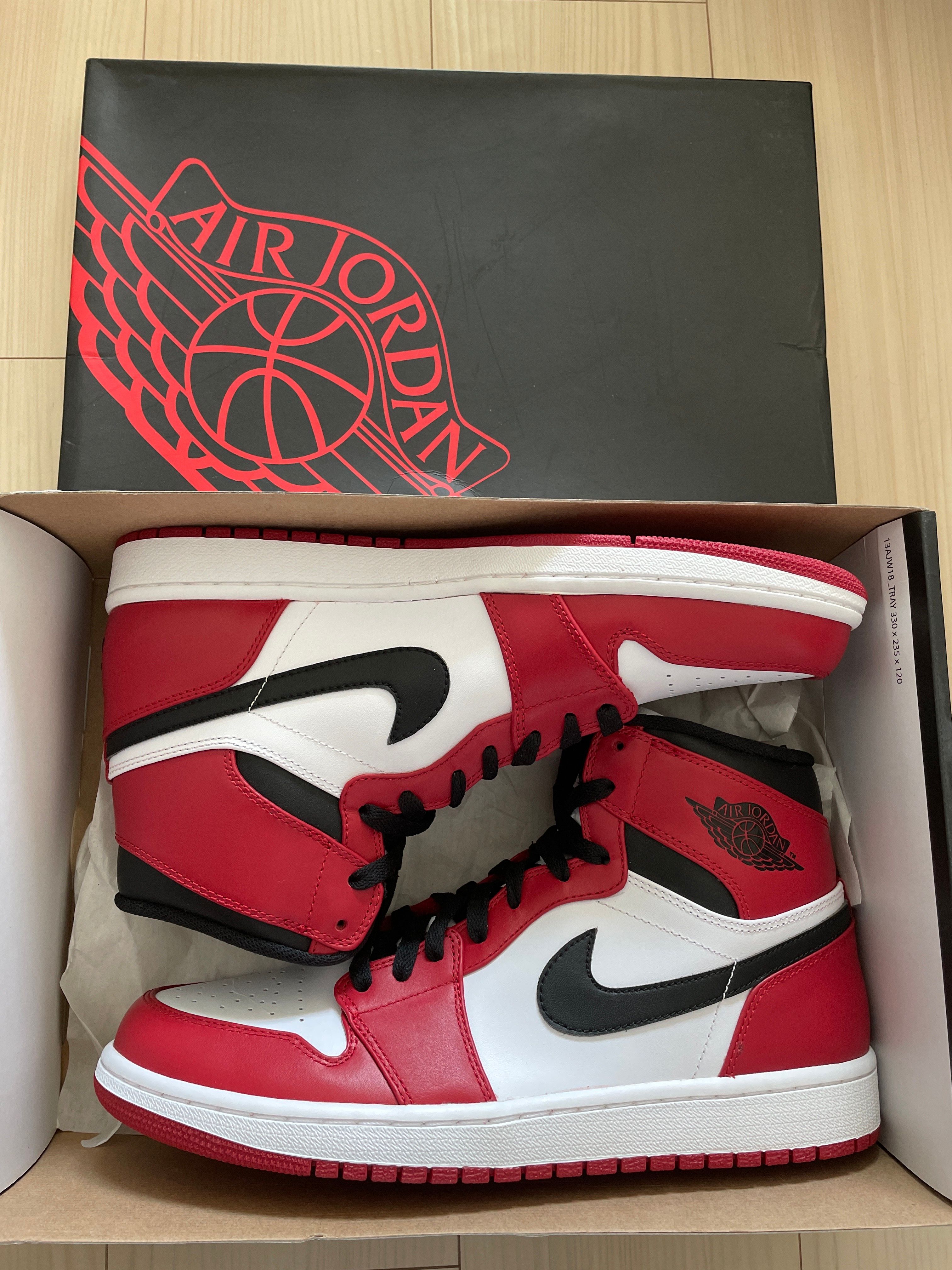 Nike Air Jordan 1 Retro High "Chicago" (2013)