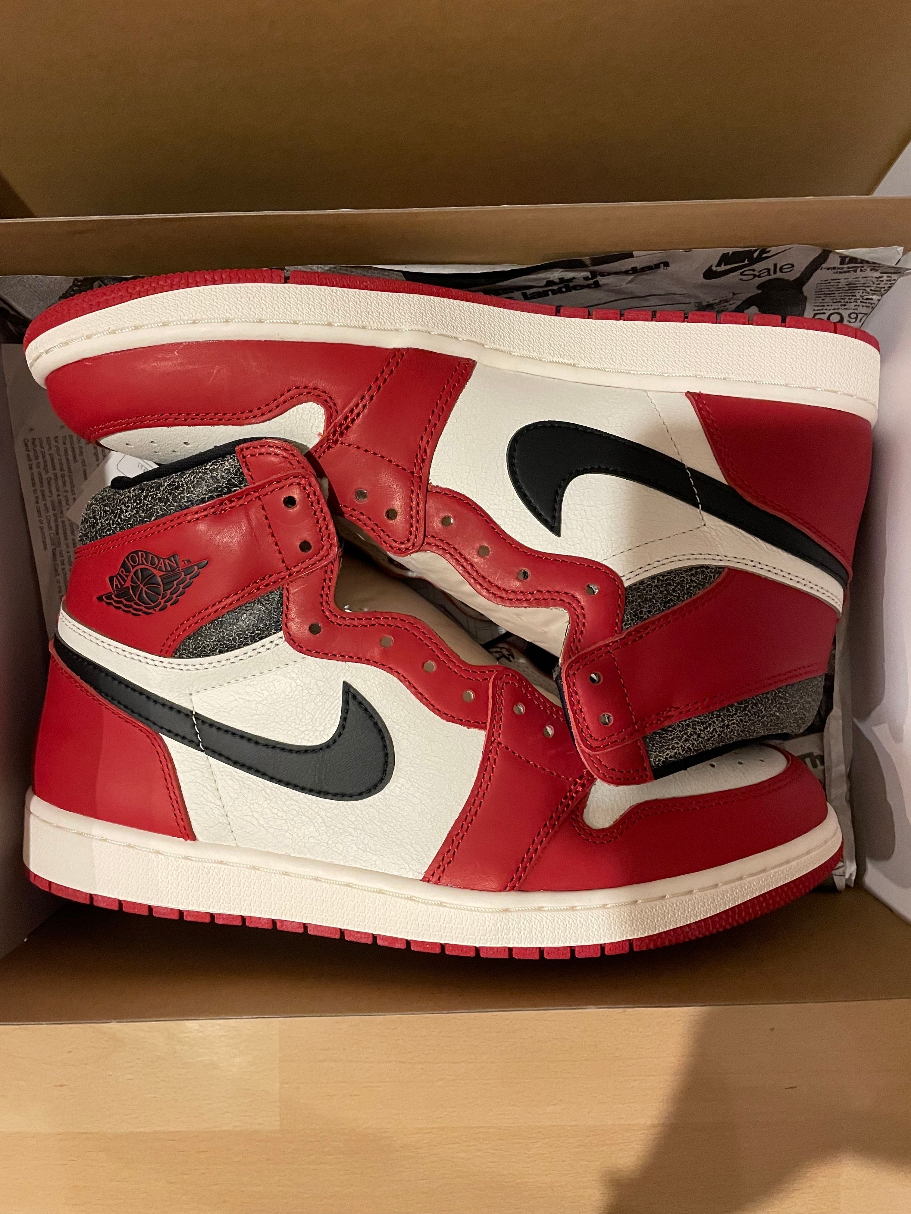 Nike Air Jordan 1 High OG "Lost & Found/Chicago"