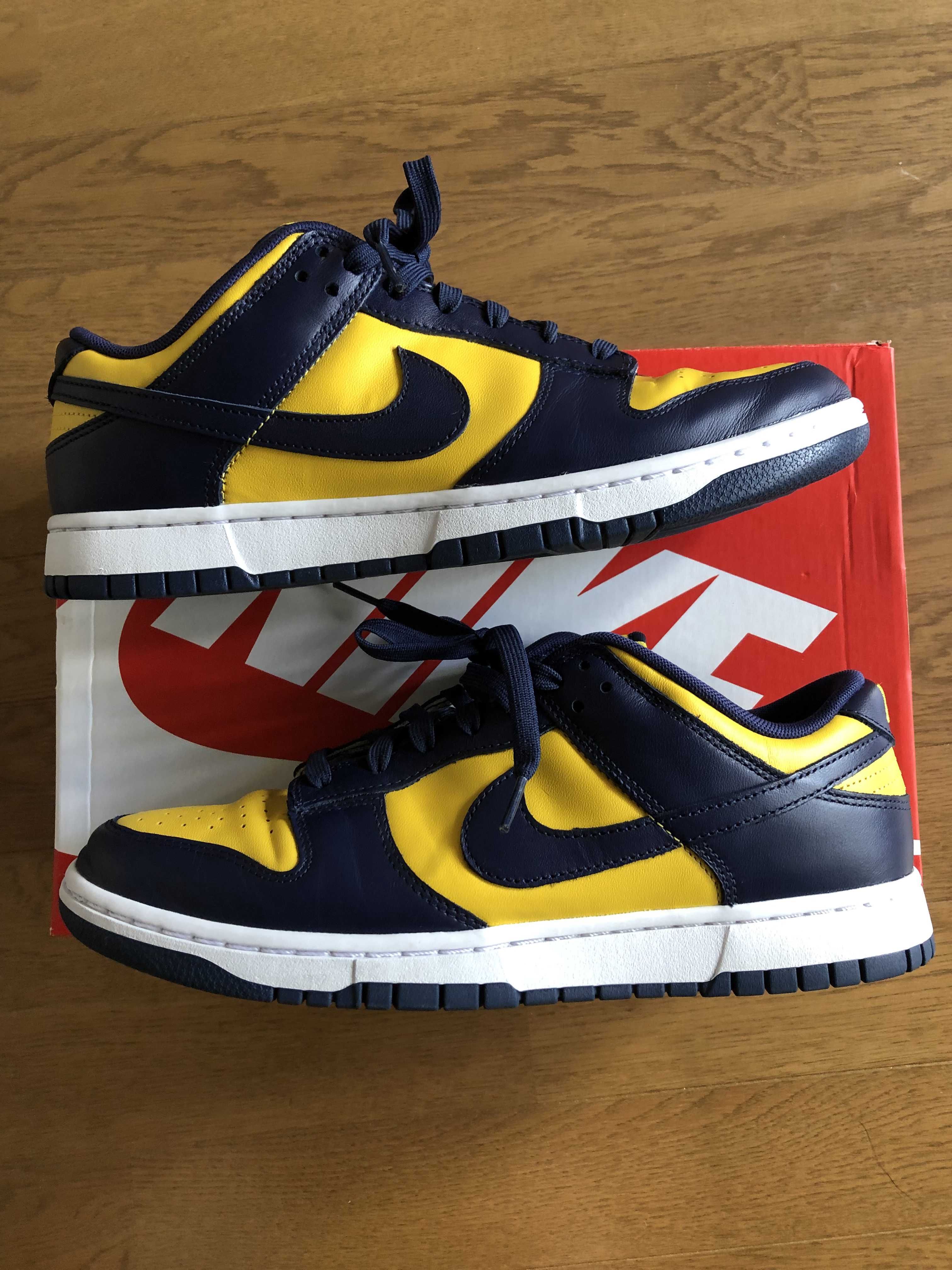 Nike Dunk Low "Michigan"