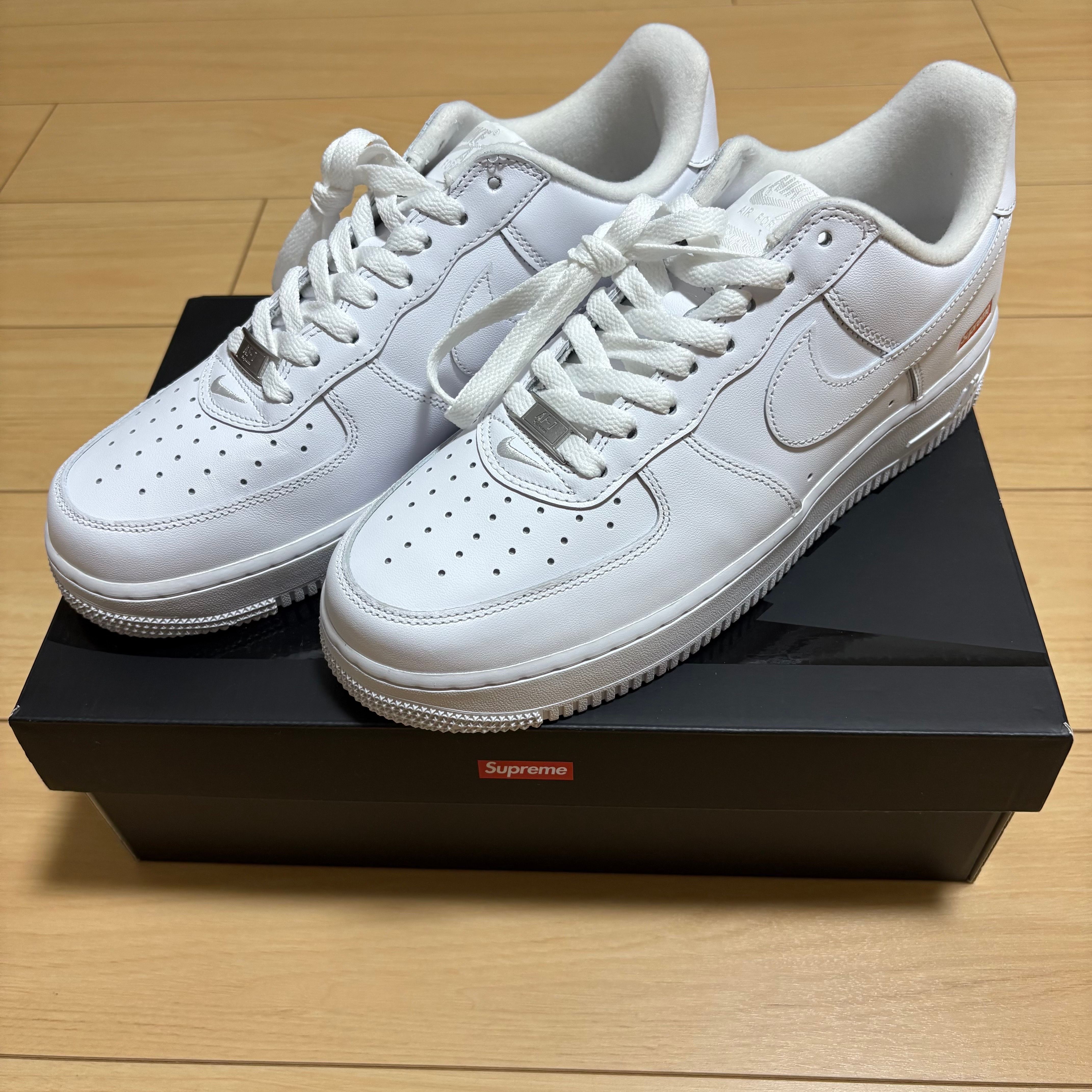 【28cm中古】Supreme ✕ ナイキ エアフォース1 ロー ホワイト 中古 シュプリーム × ナイキ エアフォース1 ロー 