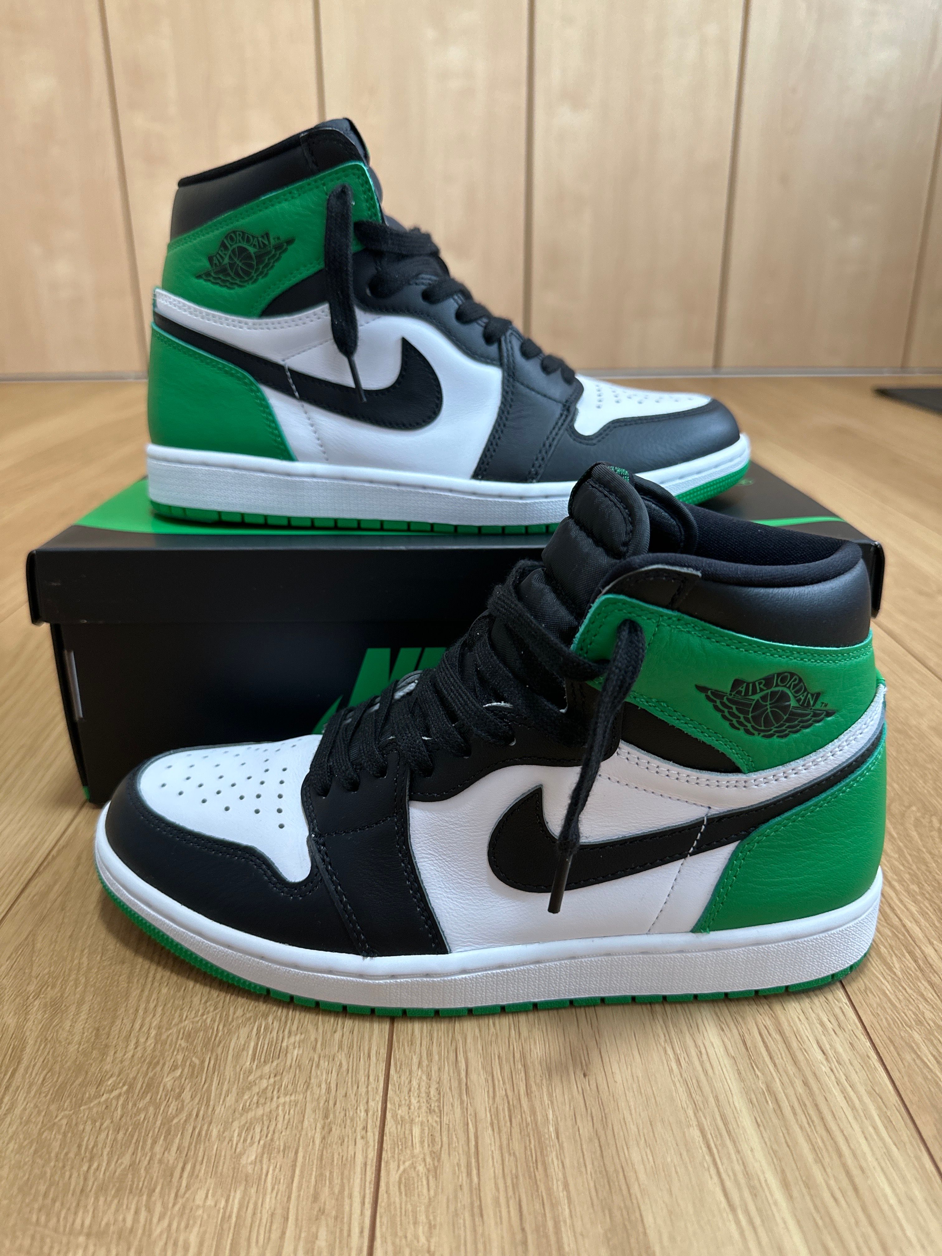 Nike Air Jordan 1 Retro High OG "Celtics/Black and Lucky Green" (2023)