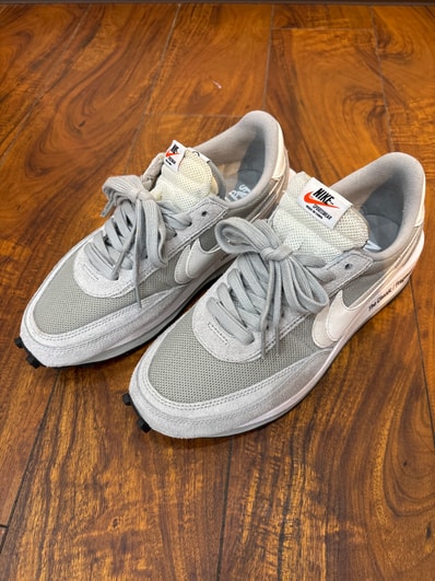 fragment design × sacai × Nike LD Waffle "Light Smoke Grey"