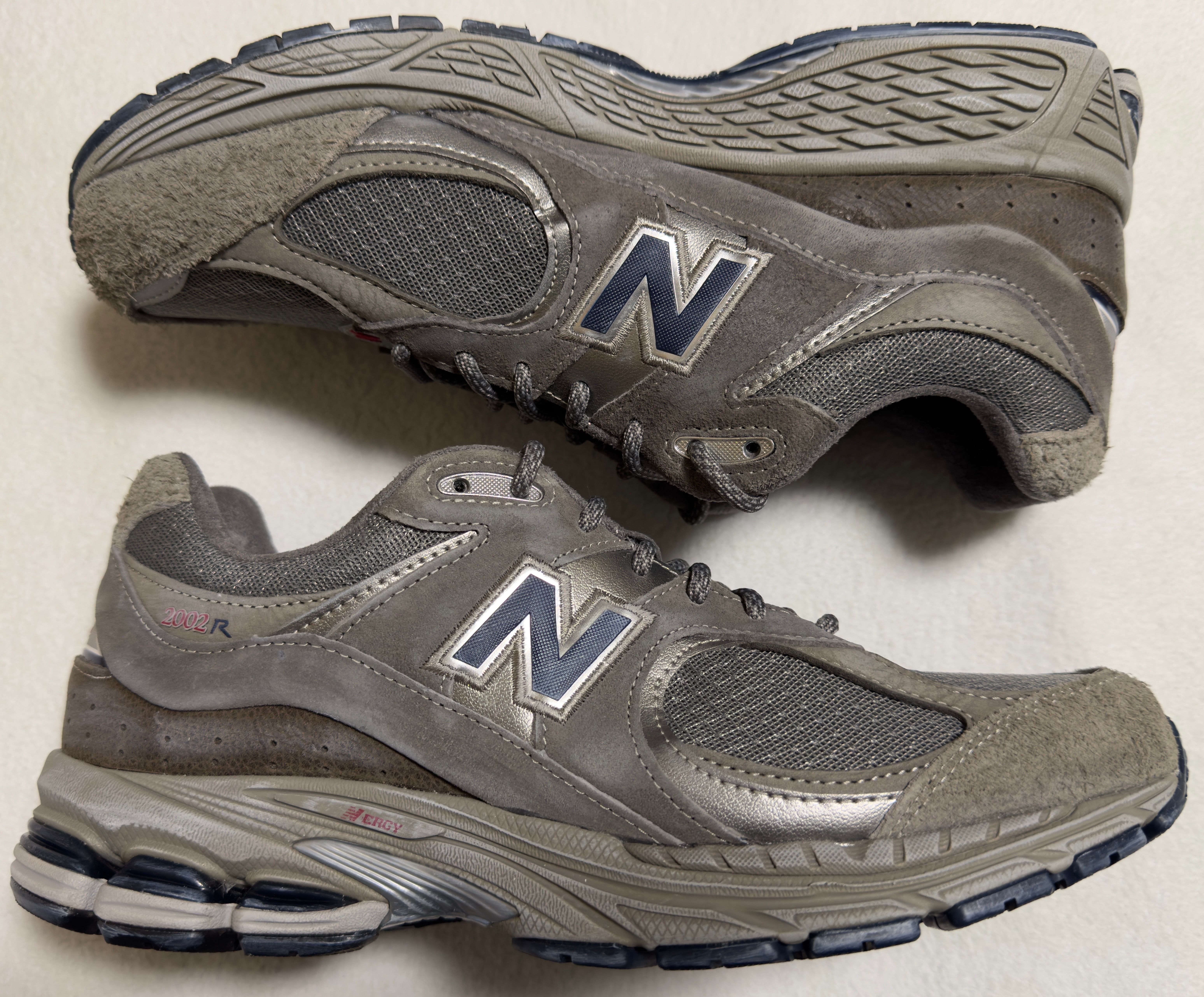 New Balance 2002R "Gray"