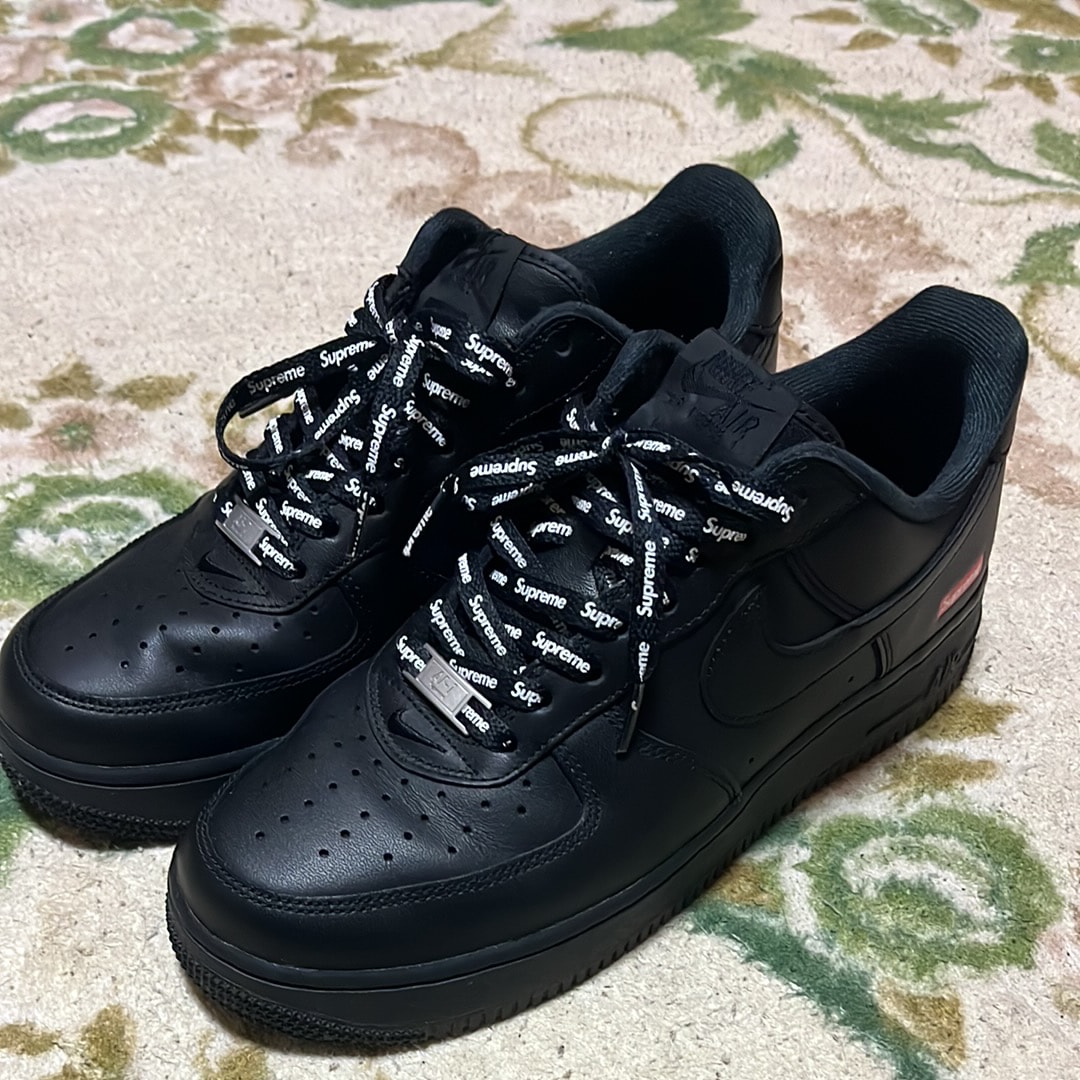 Supreme × Nike Air Force 1 Low "Black"