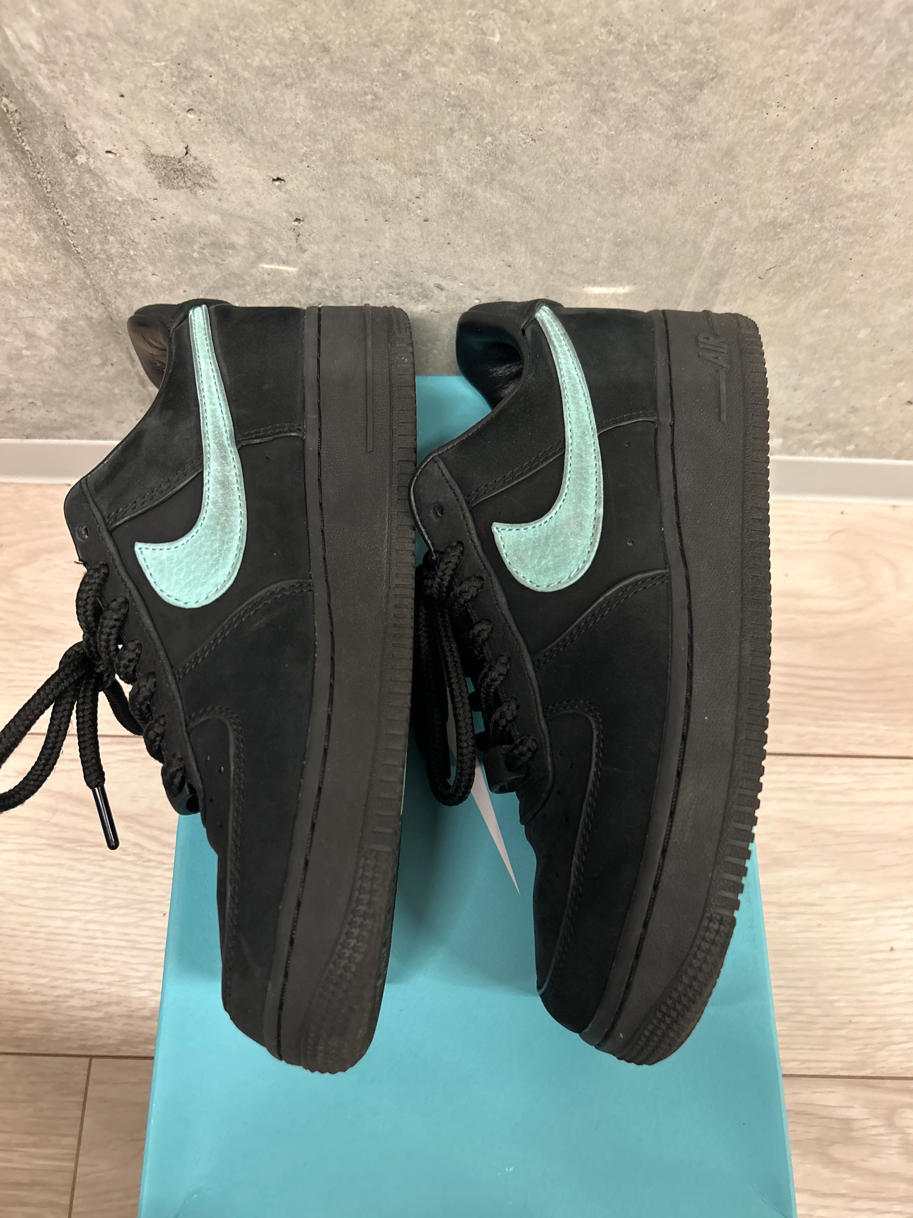 Tiffany & Co. × Nike Air Force 1 Low "1837"
