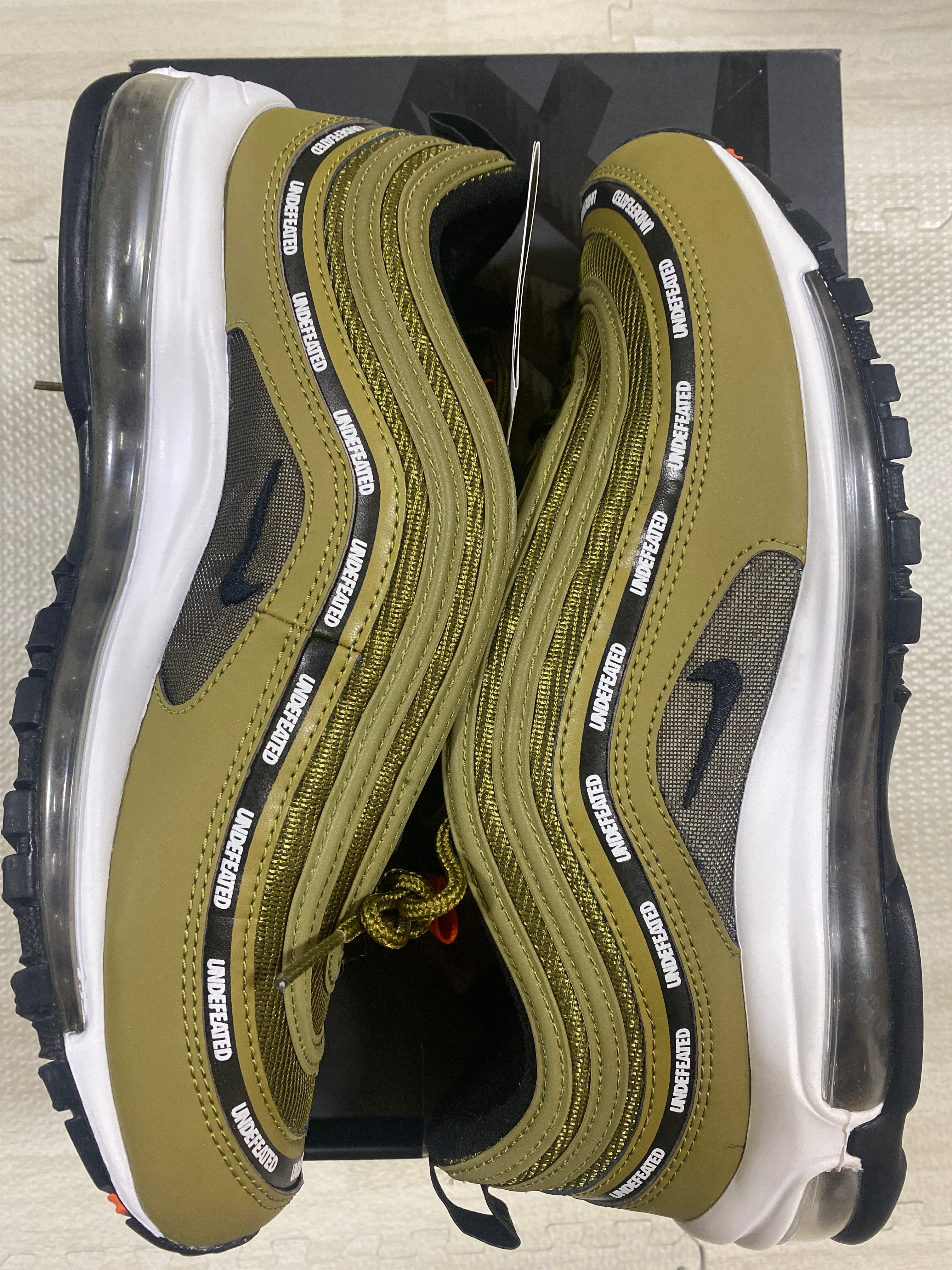 UNDEFEATED × Nike Air Max 97 "Olive"