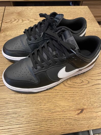 Nike Dunk Low "Black Panda"