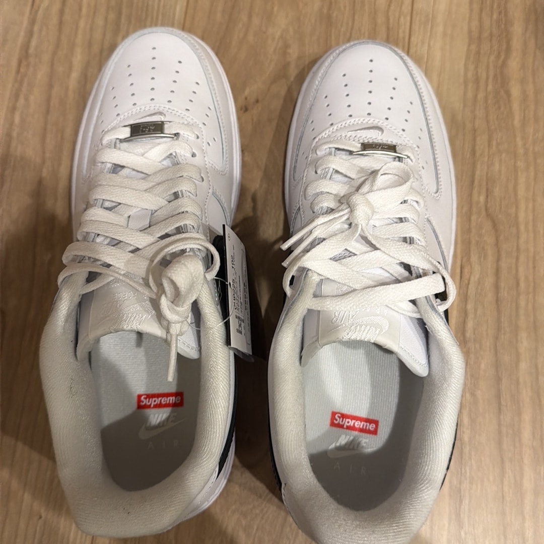 Supreme × Nike Air Force 1 Low "White/Black"