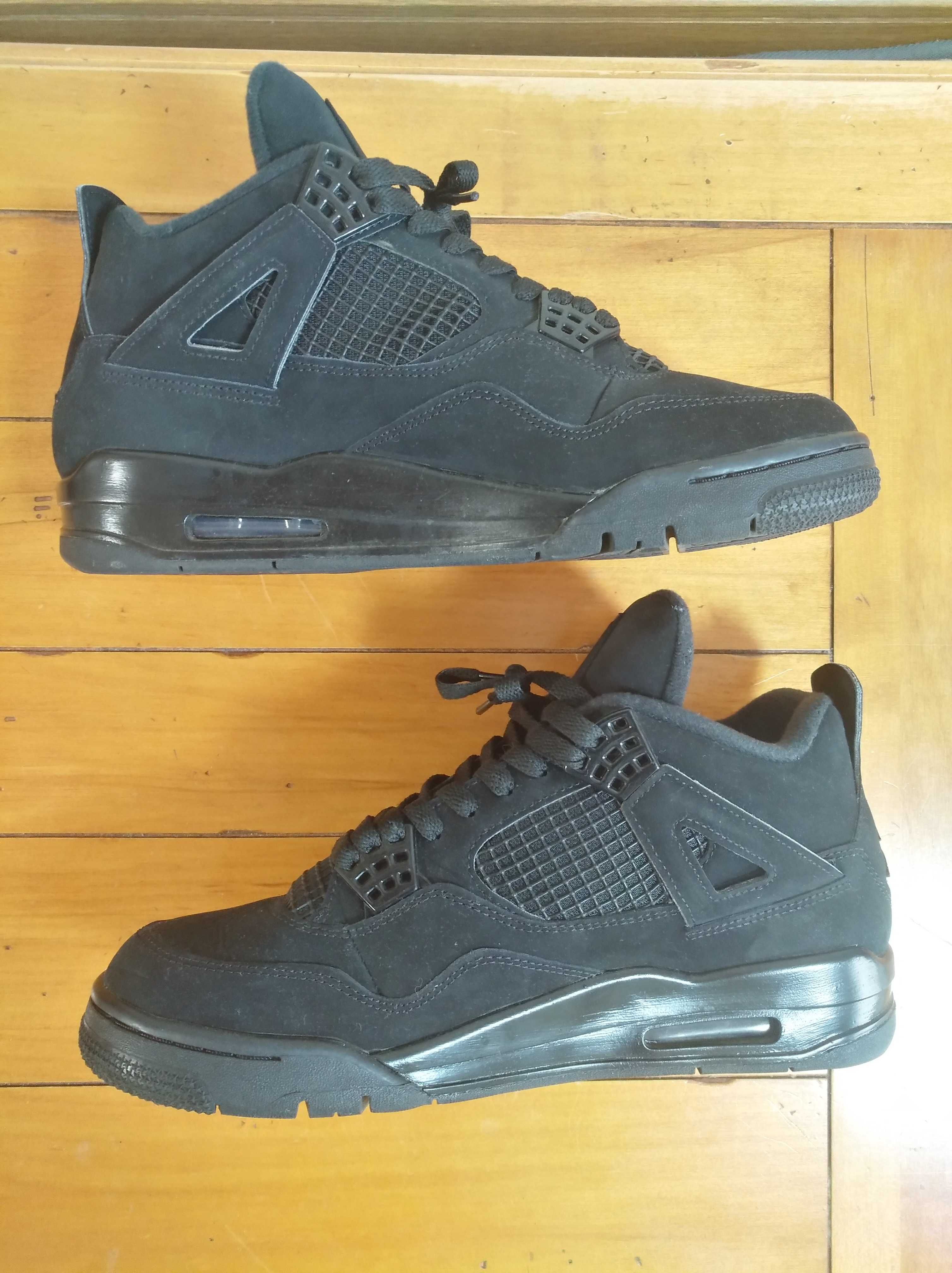 Nike Air Jordan 4 "Black Cat"