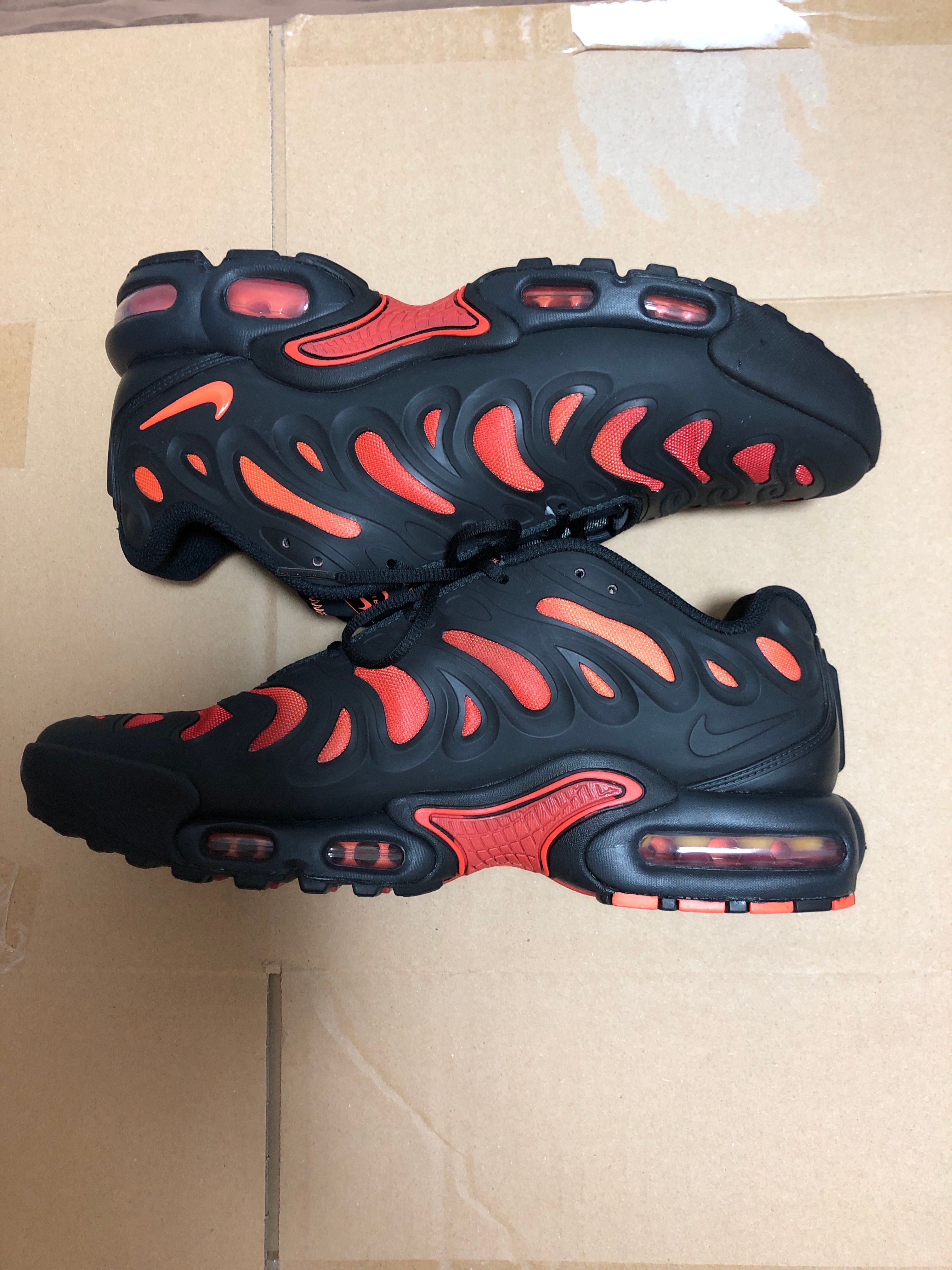 Nike Air Max Plus Drift "Dragon Red"