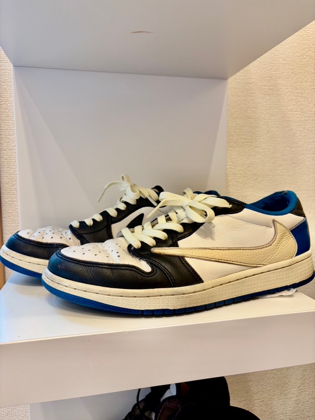 Travis Scott × fragment design × Nike Air Jordan 1 Low OG SP "Military Blue"