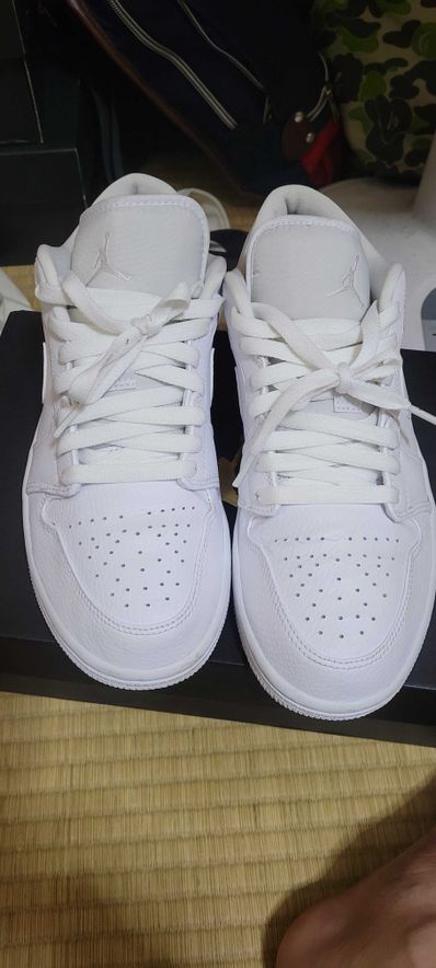 Nike Air Jordan 1 Low "Triple White Fog Grey"