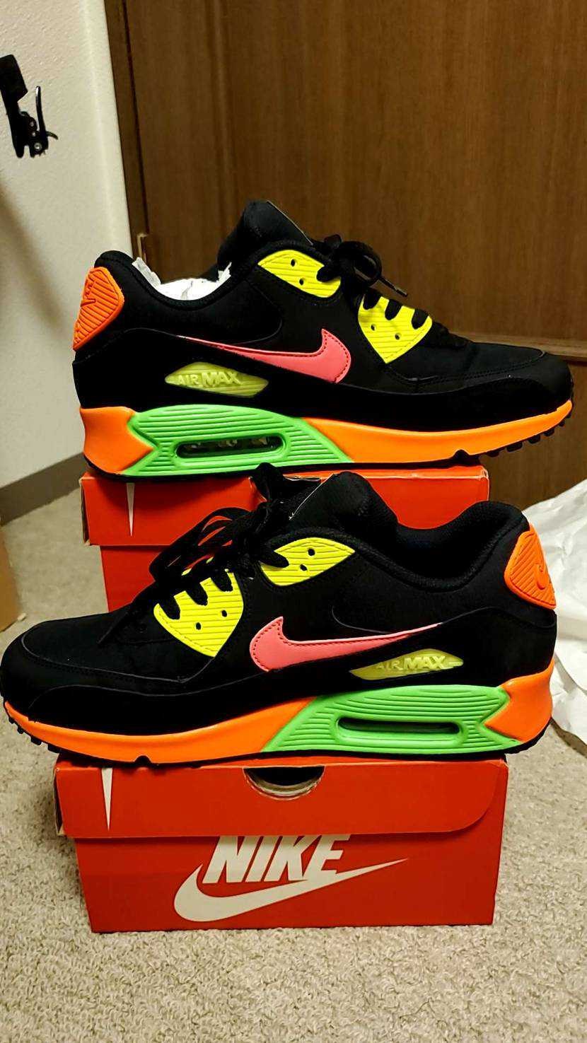 NIKE AIR MAX 90 "TOKYO NEON"